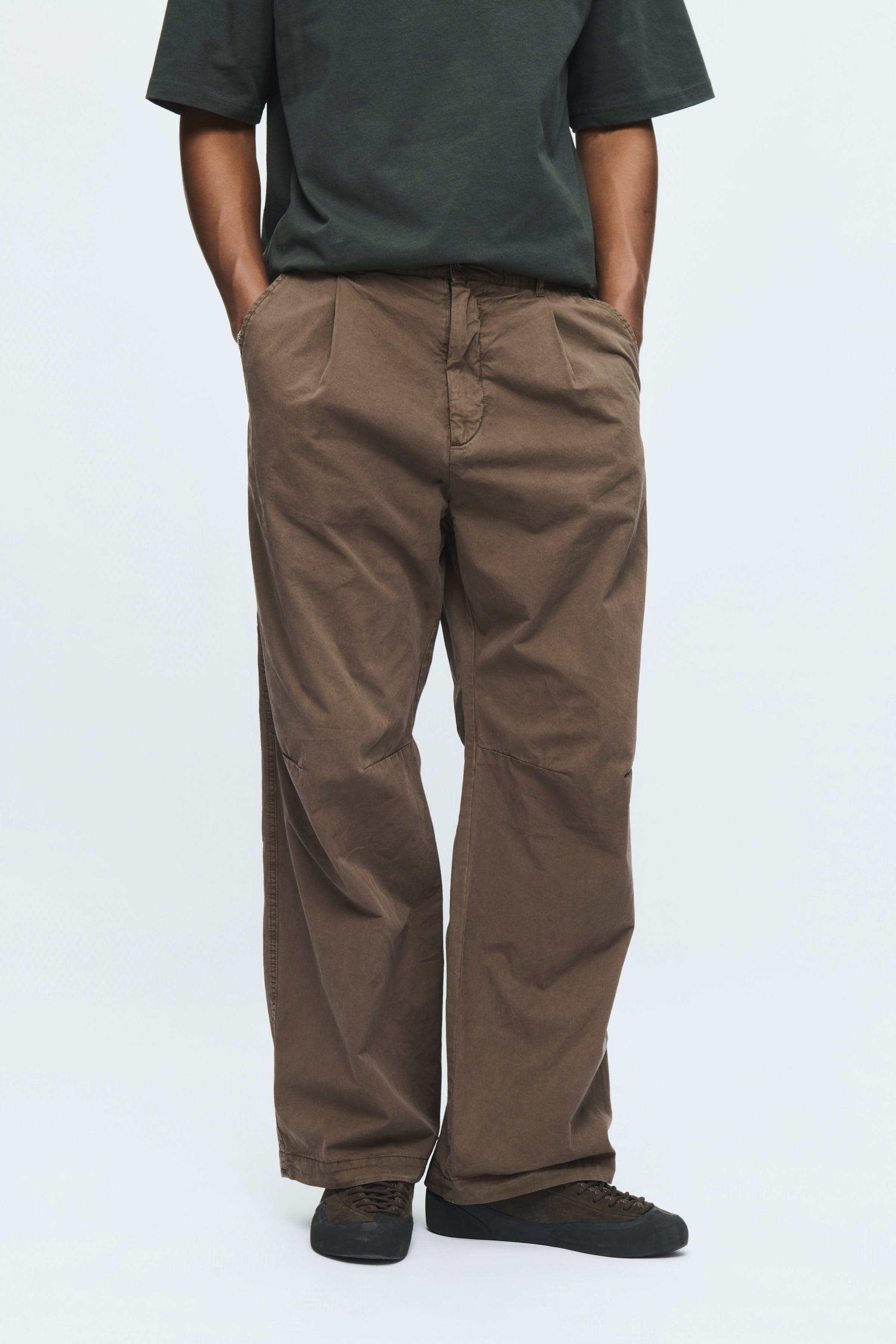 WWEthan Hose LOOKBOOK FRONT 30251478-190840