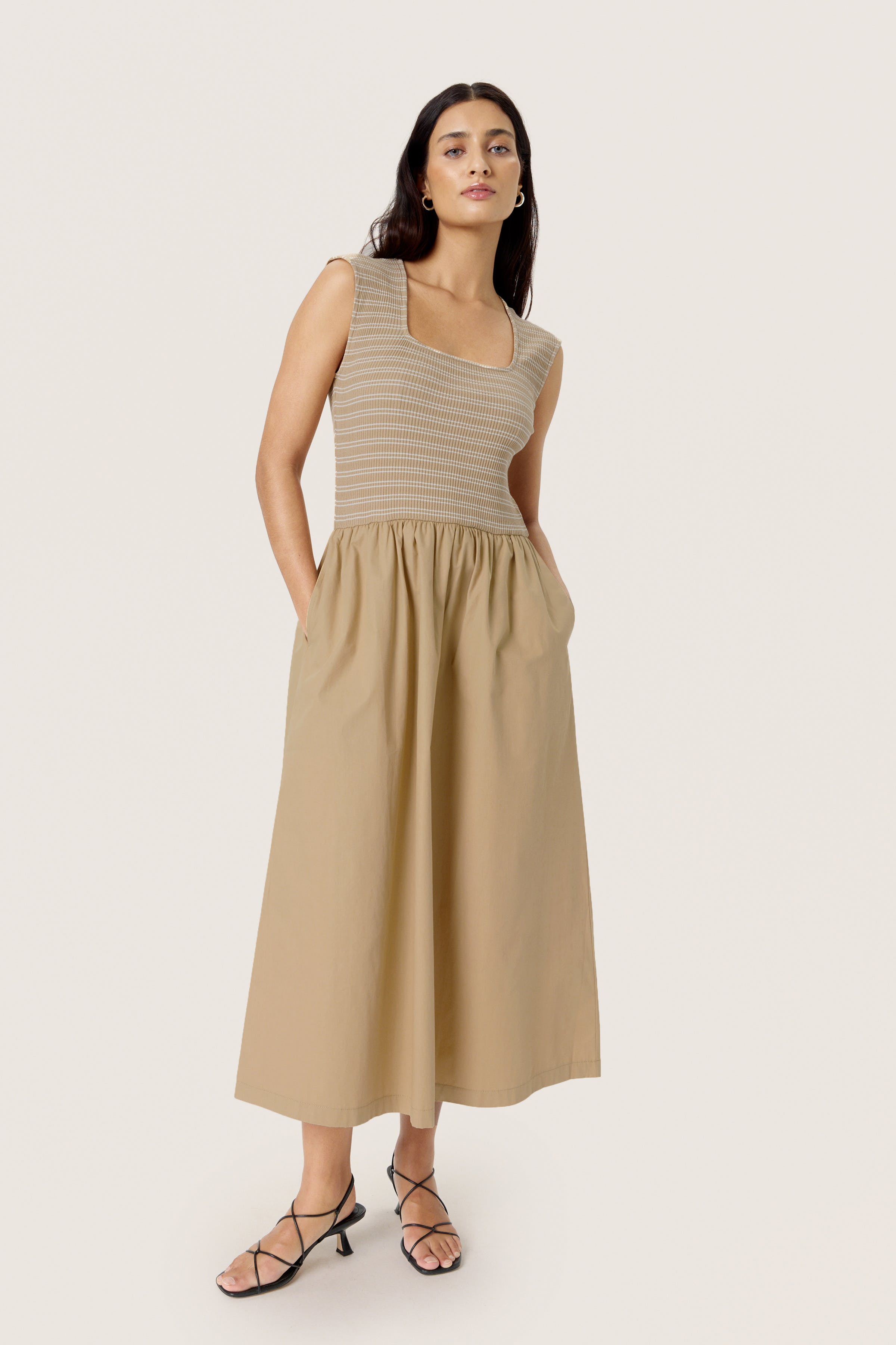 SLSimone Kjole LOOKBOOK FRONT 30408674-151114