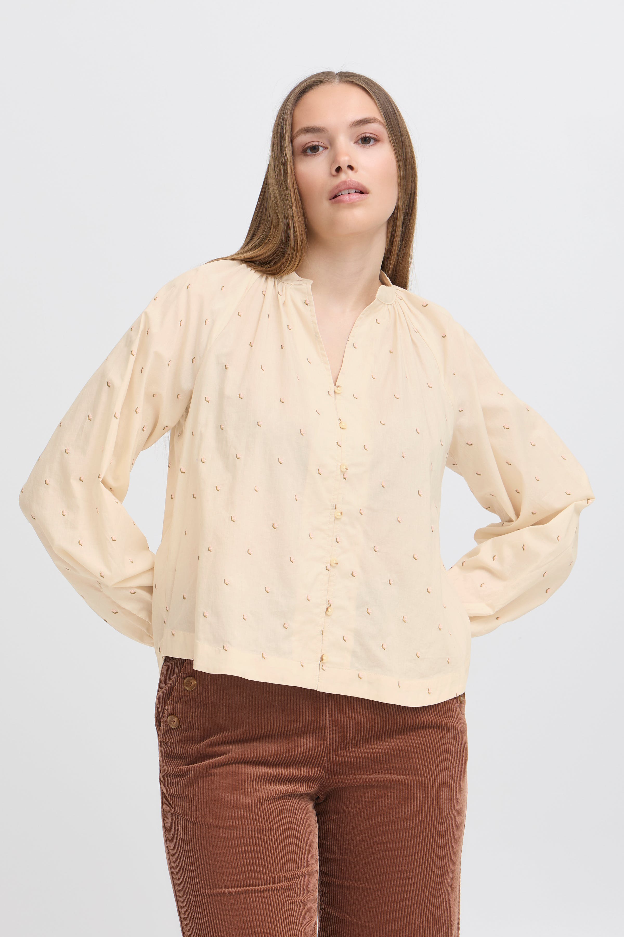 IRSALLY Skjorte LOOKBOOK FRONT 20124029-900000133