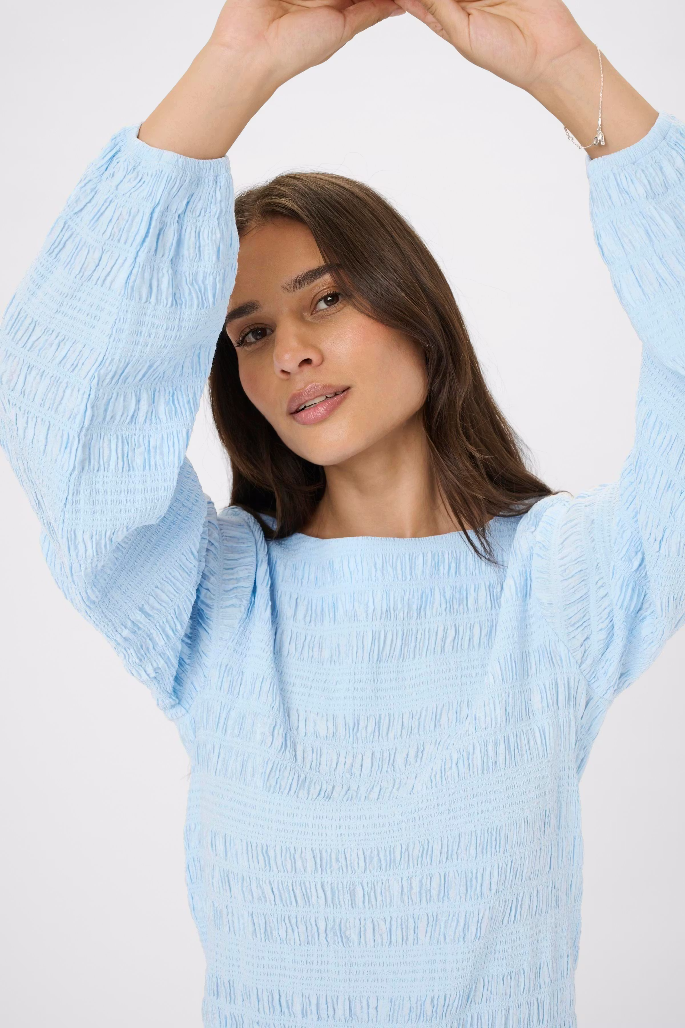 KAkourtney Bluse LOOKBOOK DETAIL 10511265-144005