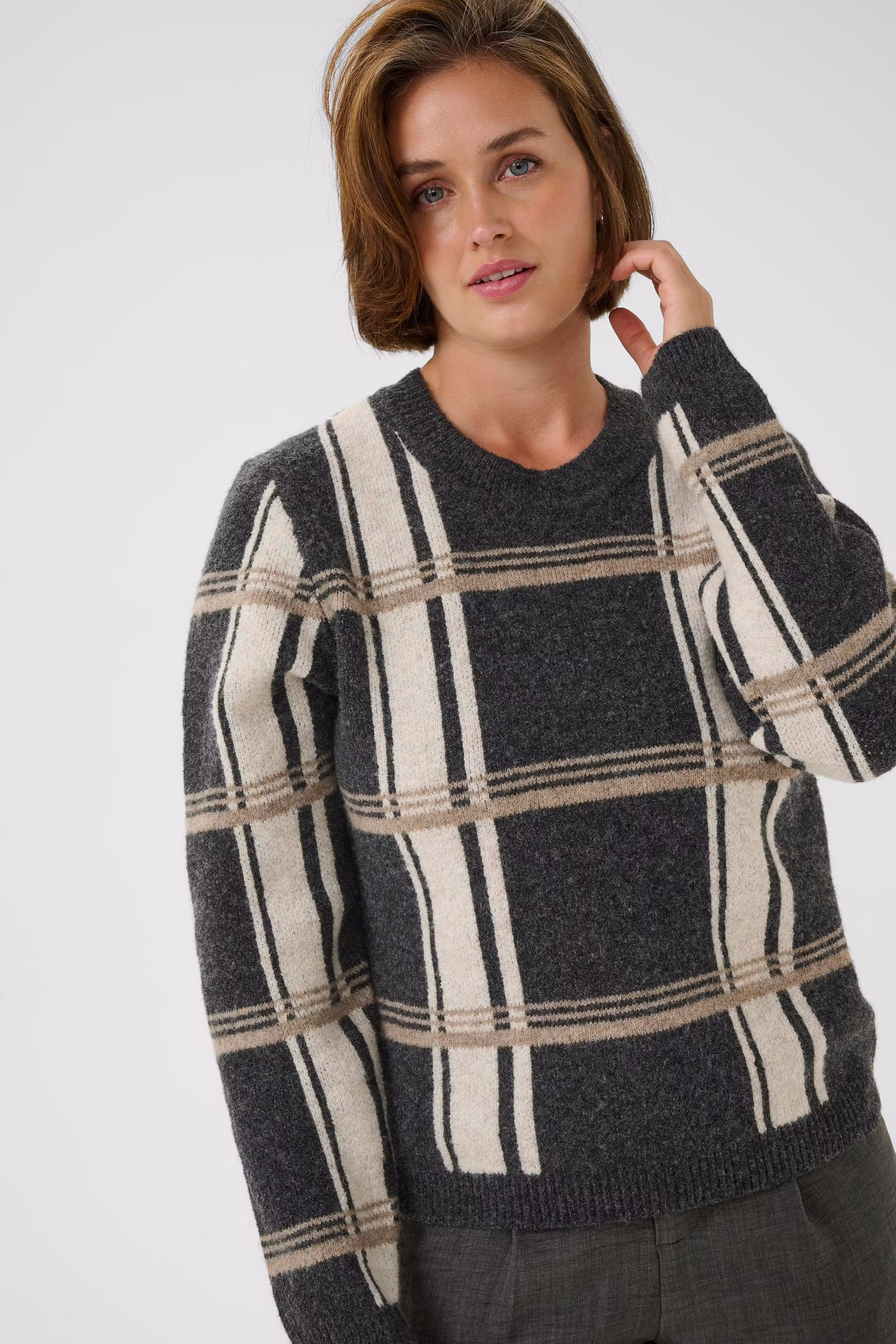 BPamelia Pullover LOOKBOOK DETAIL 40200062-108696