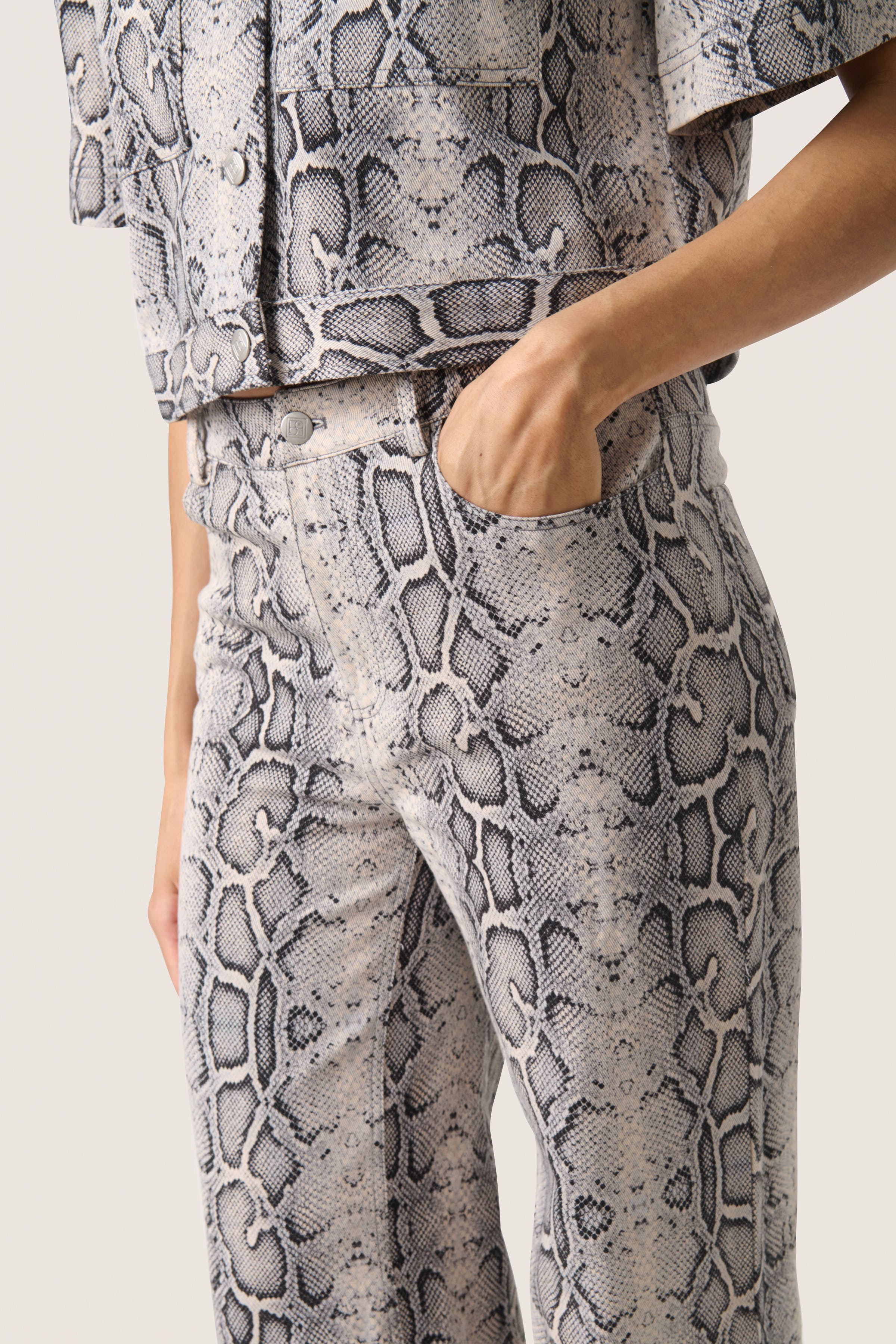 SLSandja Jeans LOOKBOOK DETAIL 30408332-303725