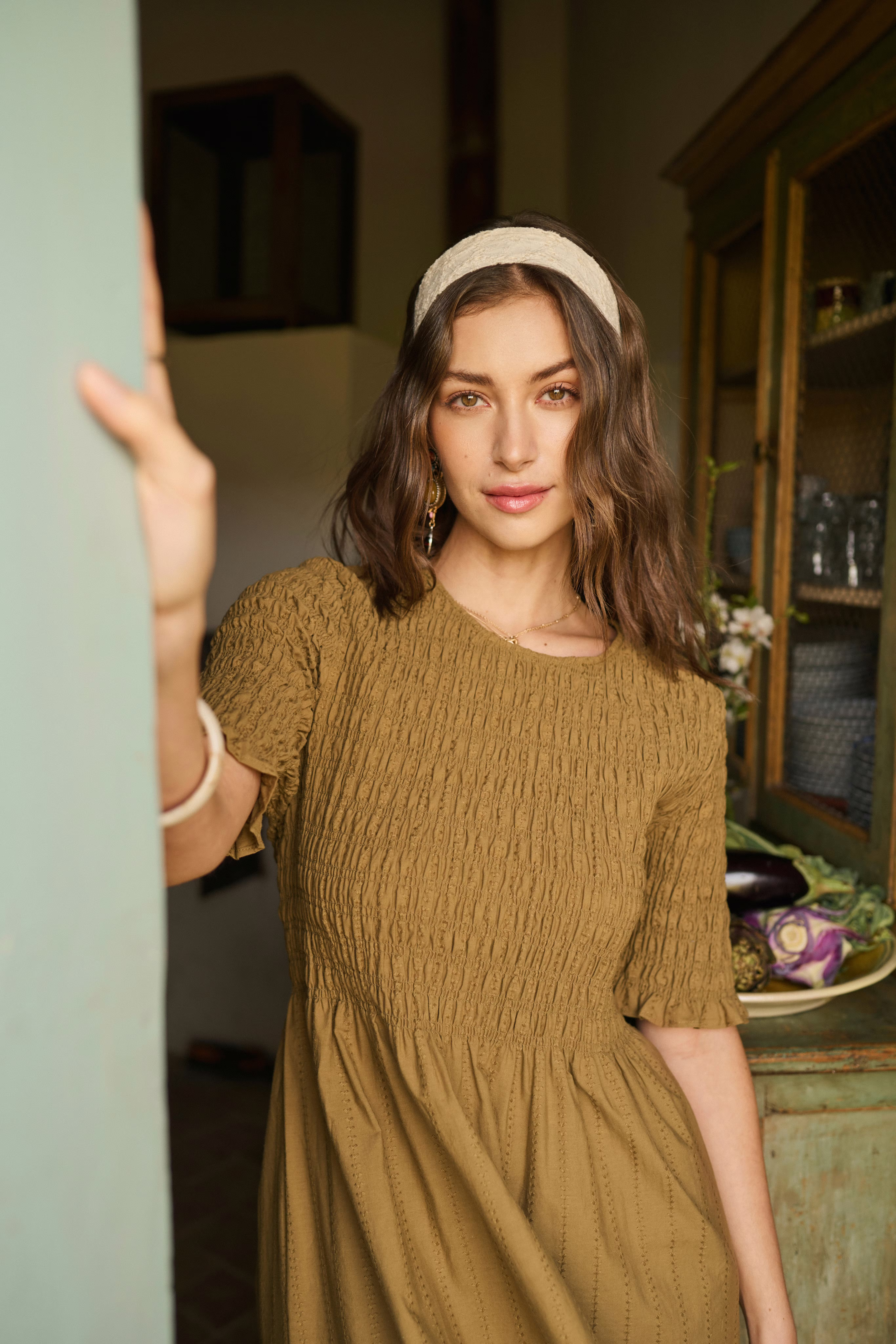 CRJana Kjole LOCATION NONE 10614958-180724