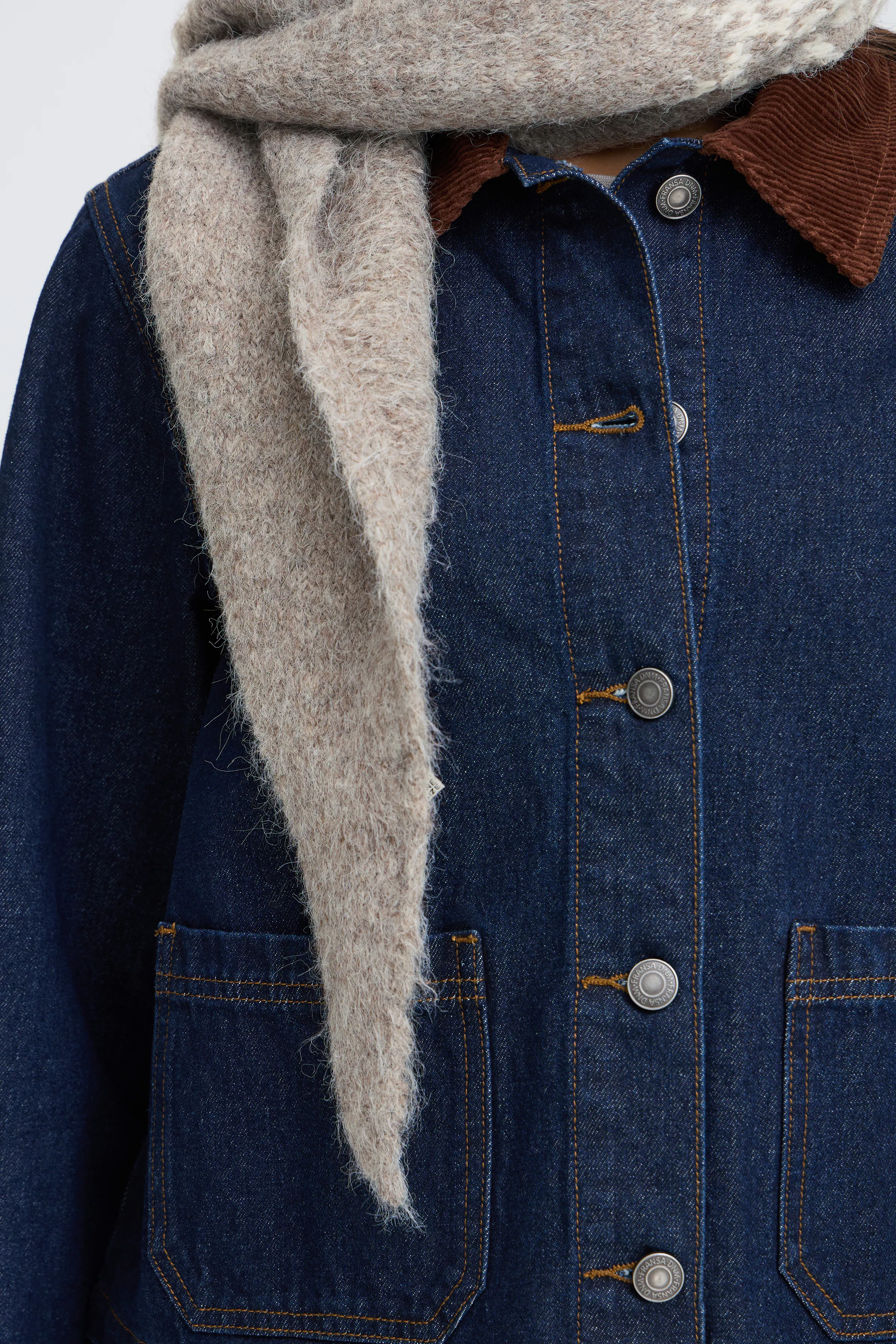 FRTYE Scarf LOOKBOOK FRONT 20618432-900014270
