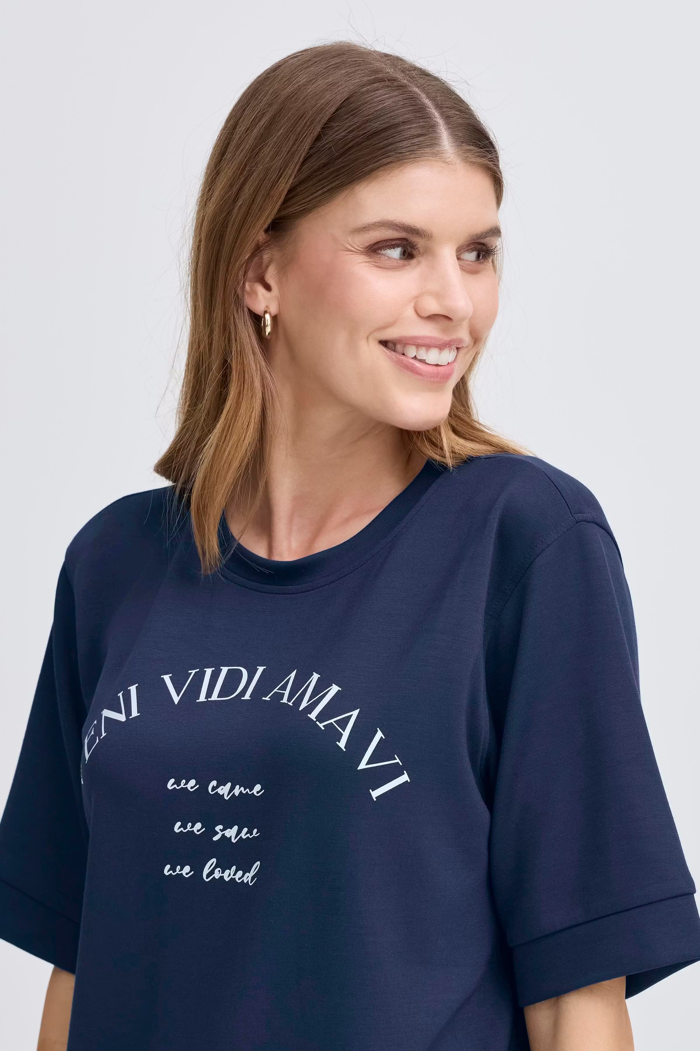 FRAURORA Sweatshirt LOOKBOOK DETAIL 20615720-200119