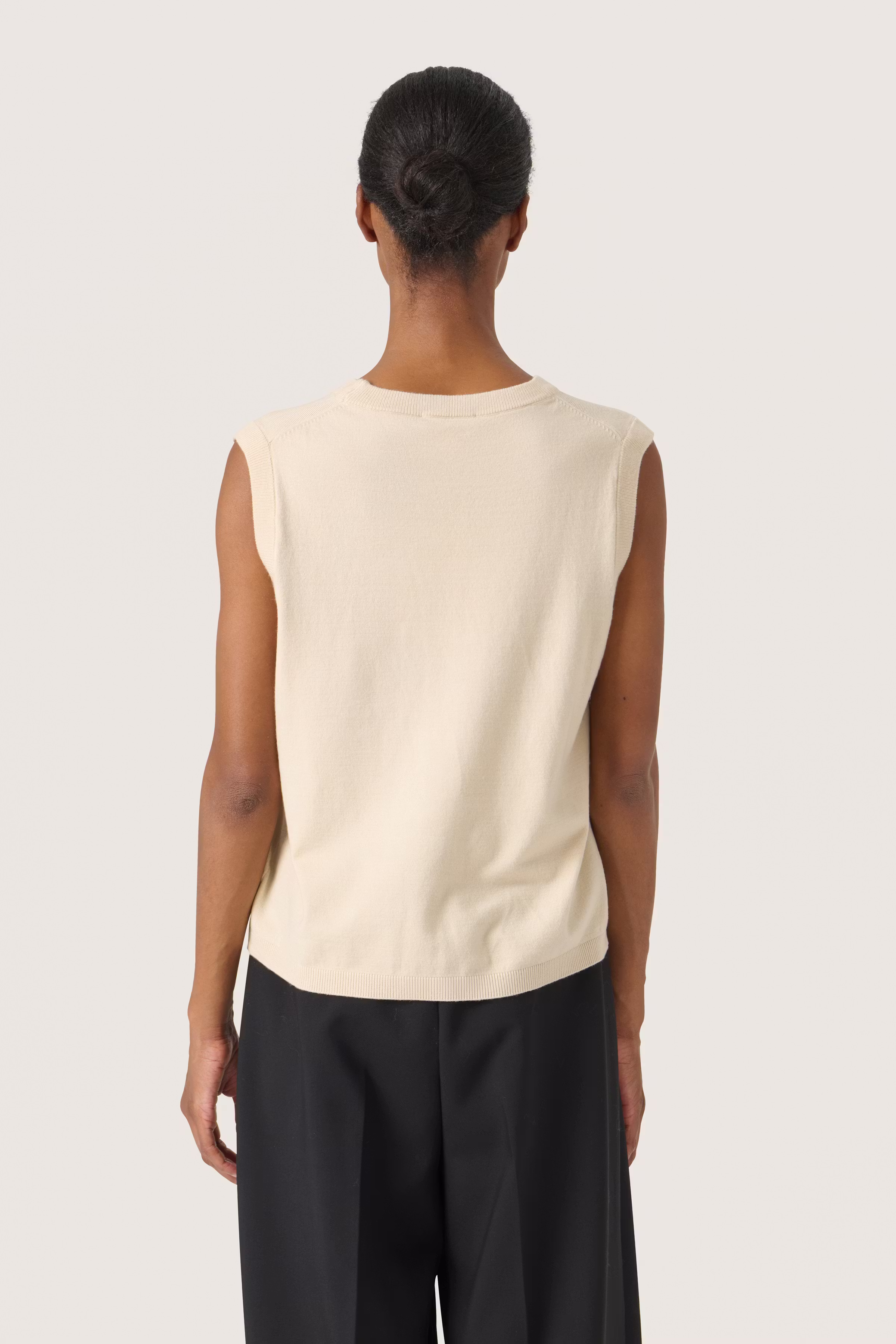 SLSina Weste LOOKBOOK BACK 30408023-130401