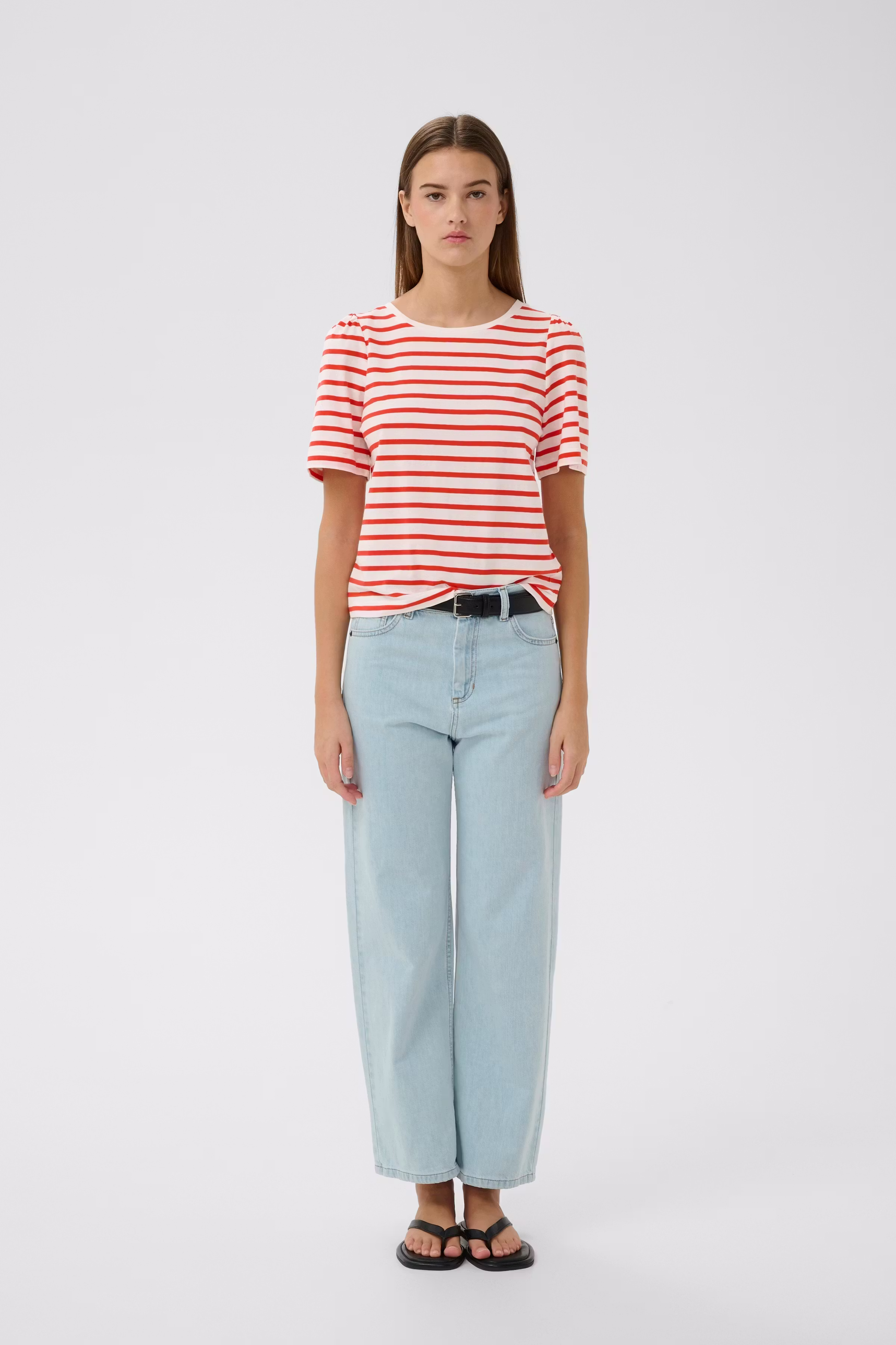 PFIAIW T-shirt LOOKBOOK FRONT 30112572-900007190