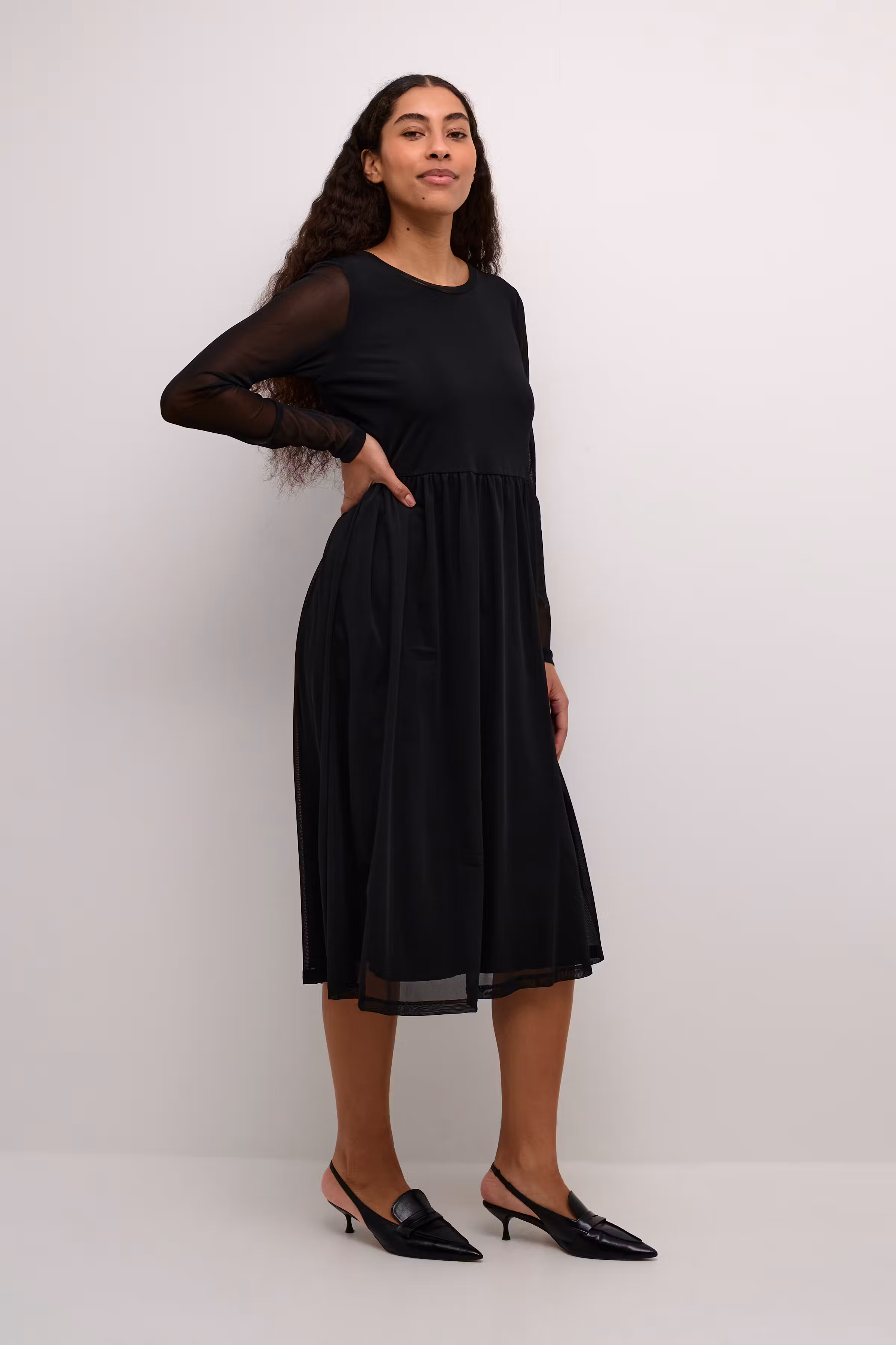 CUmelida mesh dress LOOKBOOK FRONT 50110055-500012