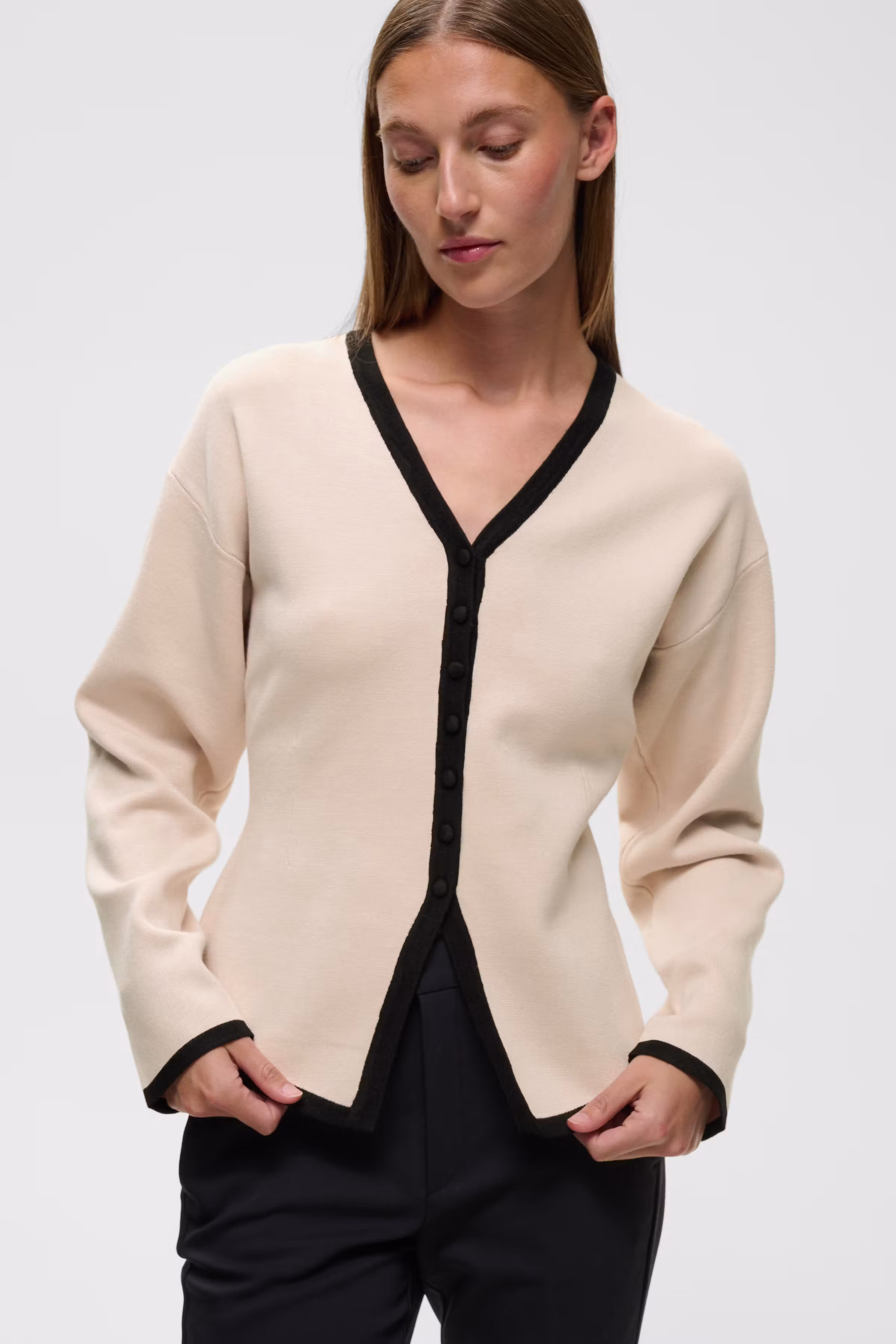 YENAHIW Cardigan LOOKBOOK DETAIL 30113223-130403