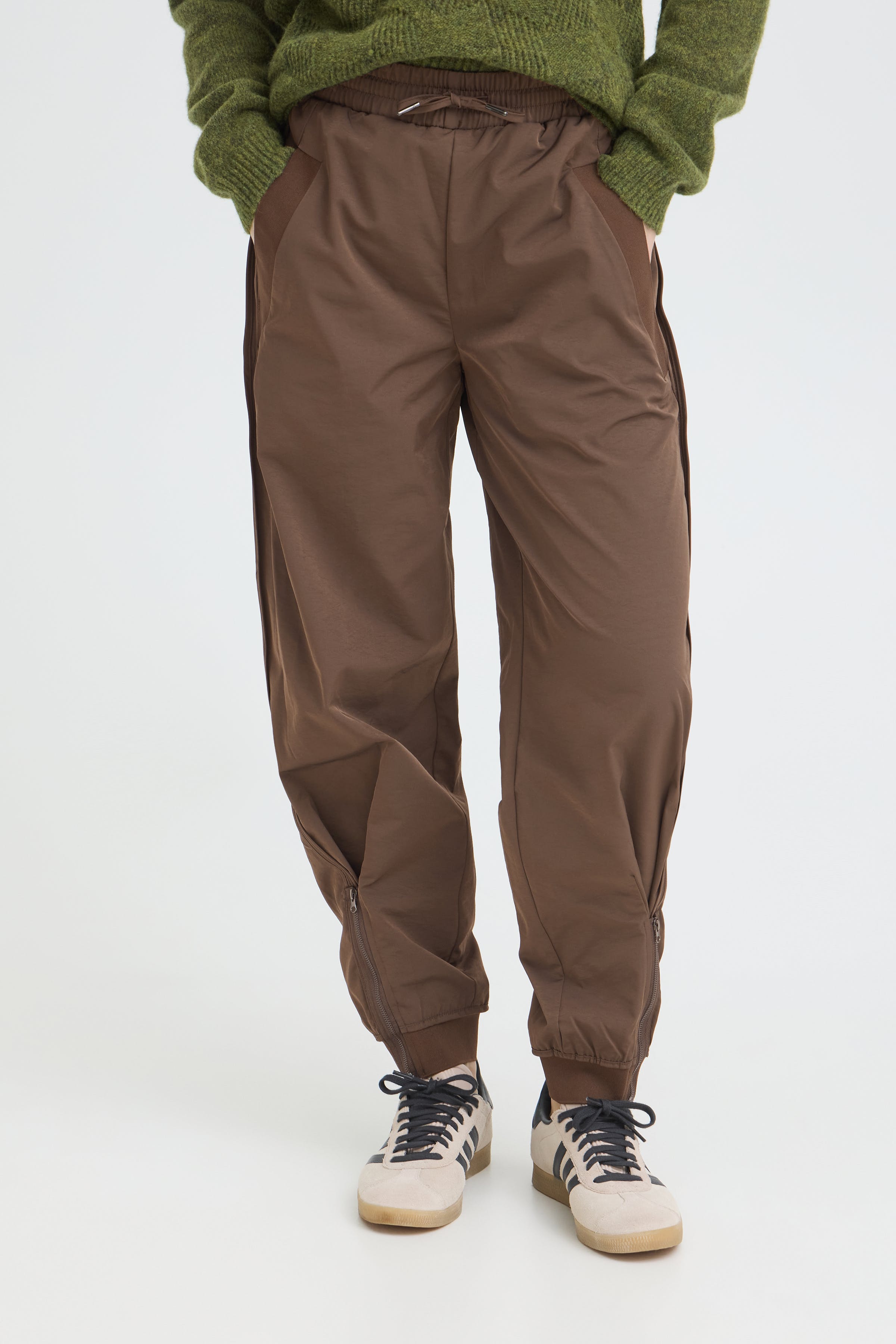 PZGIA Bukser LOOKBOOK FRONT 50210658-191103