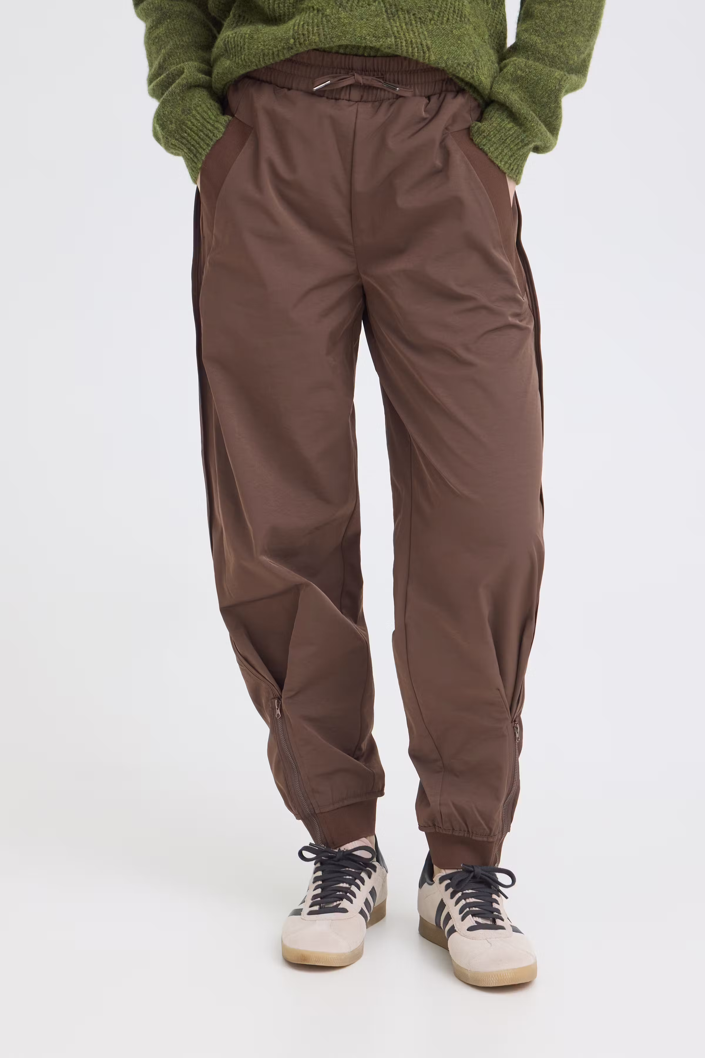 PZGIA Bukser LOOKBOOK FRONT 50210658-191103