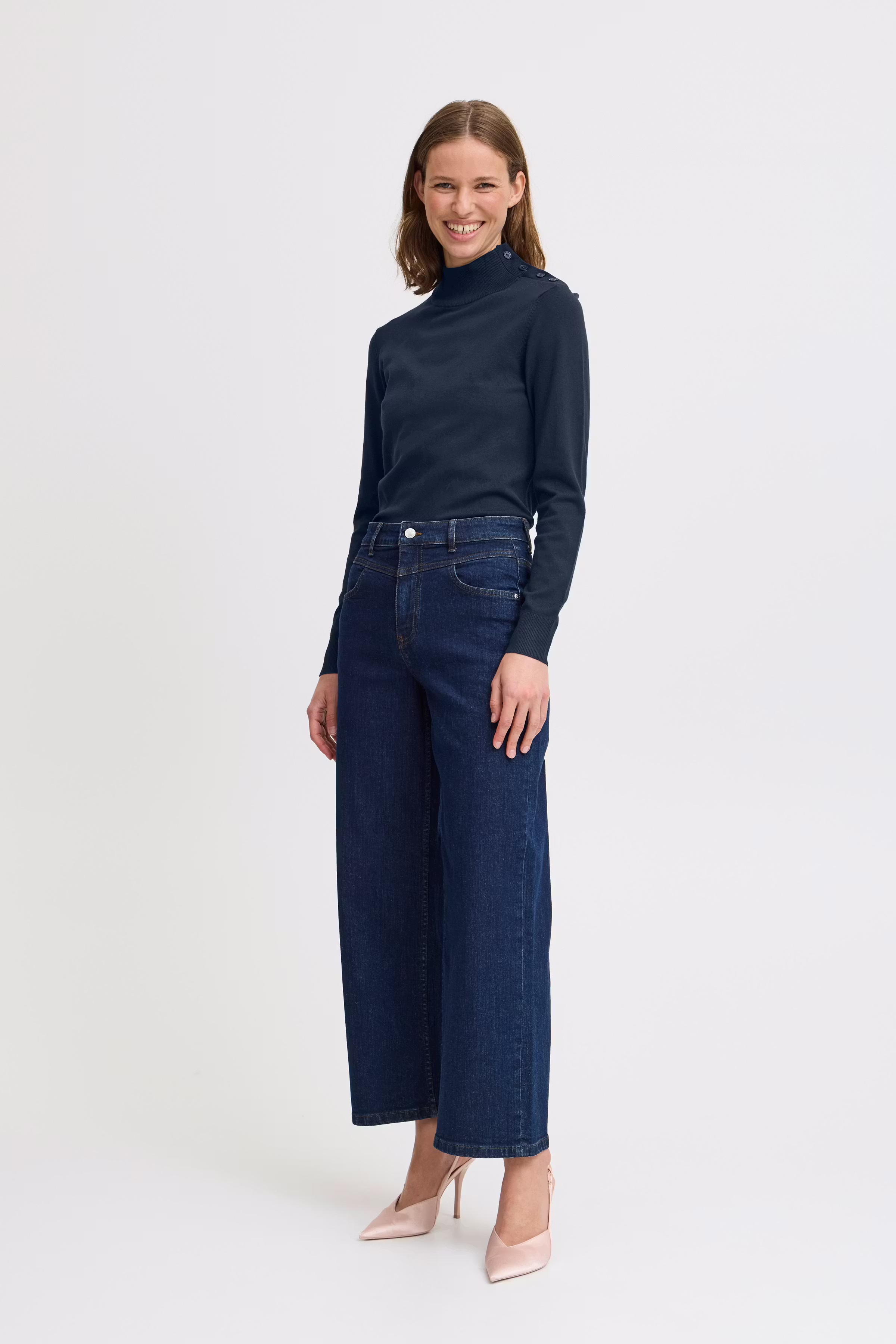 BYMMORLA Pullover LOOKBOOK FRONT 20815300-193923