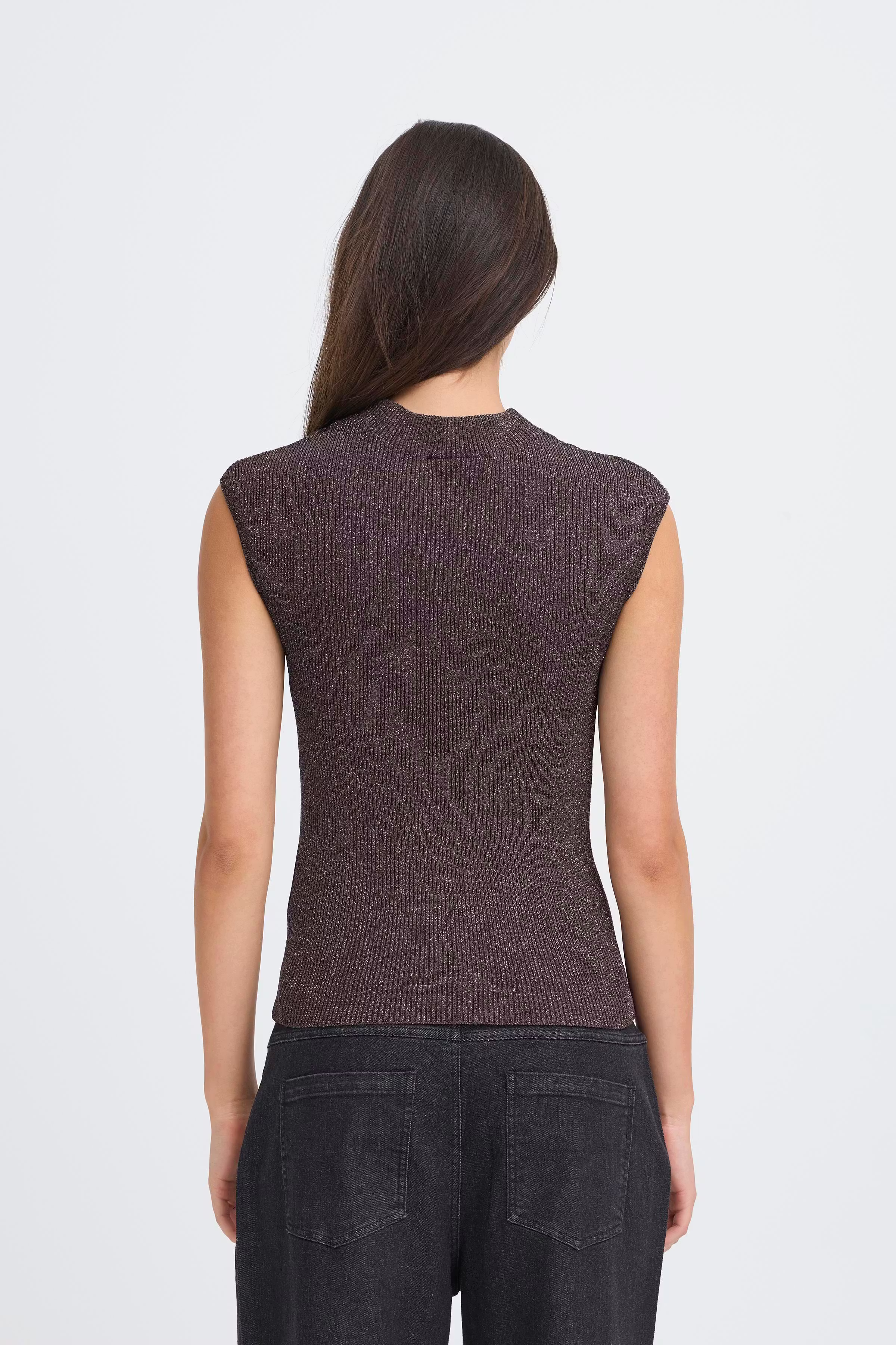 IHCODY Top LOOKBOOK BACK 20124947-193903