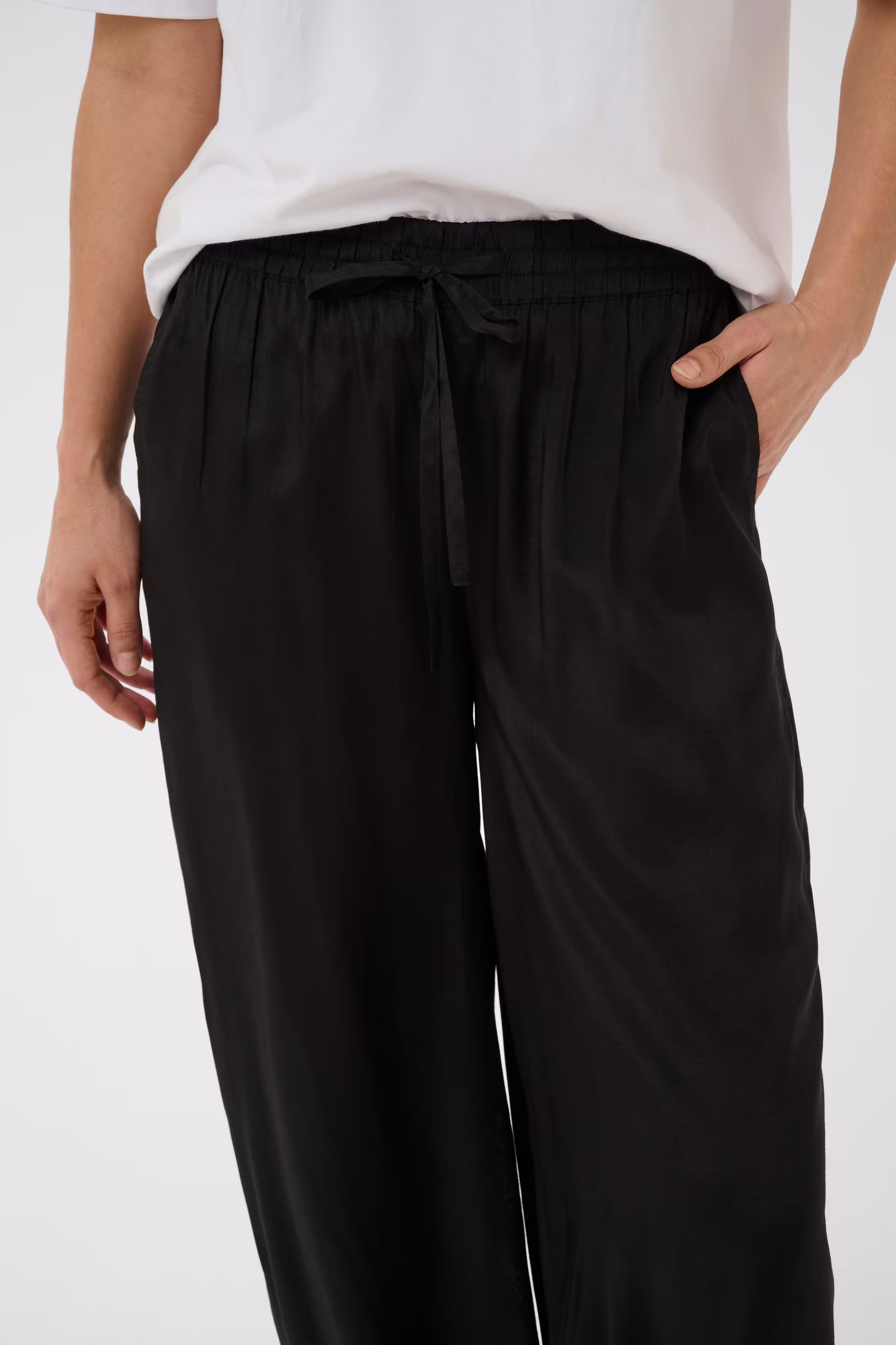 KAbella Bukser LOOKBOOK DETAIL 10511523-100121