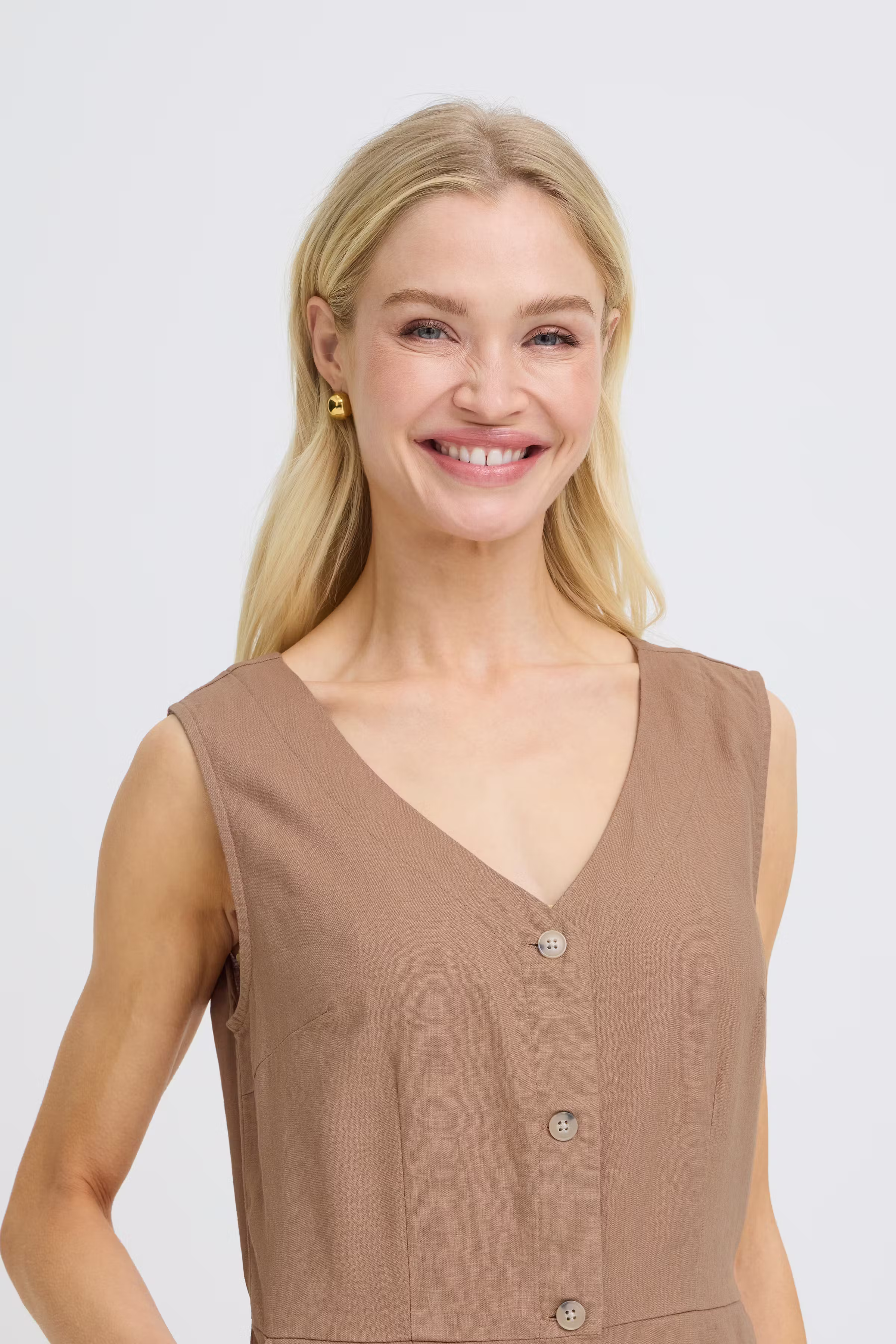 BYFALAKKA Kleid LOOKBOOK DETAIL 20818826-171321