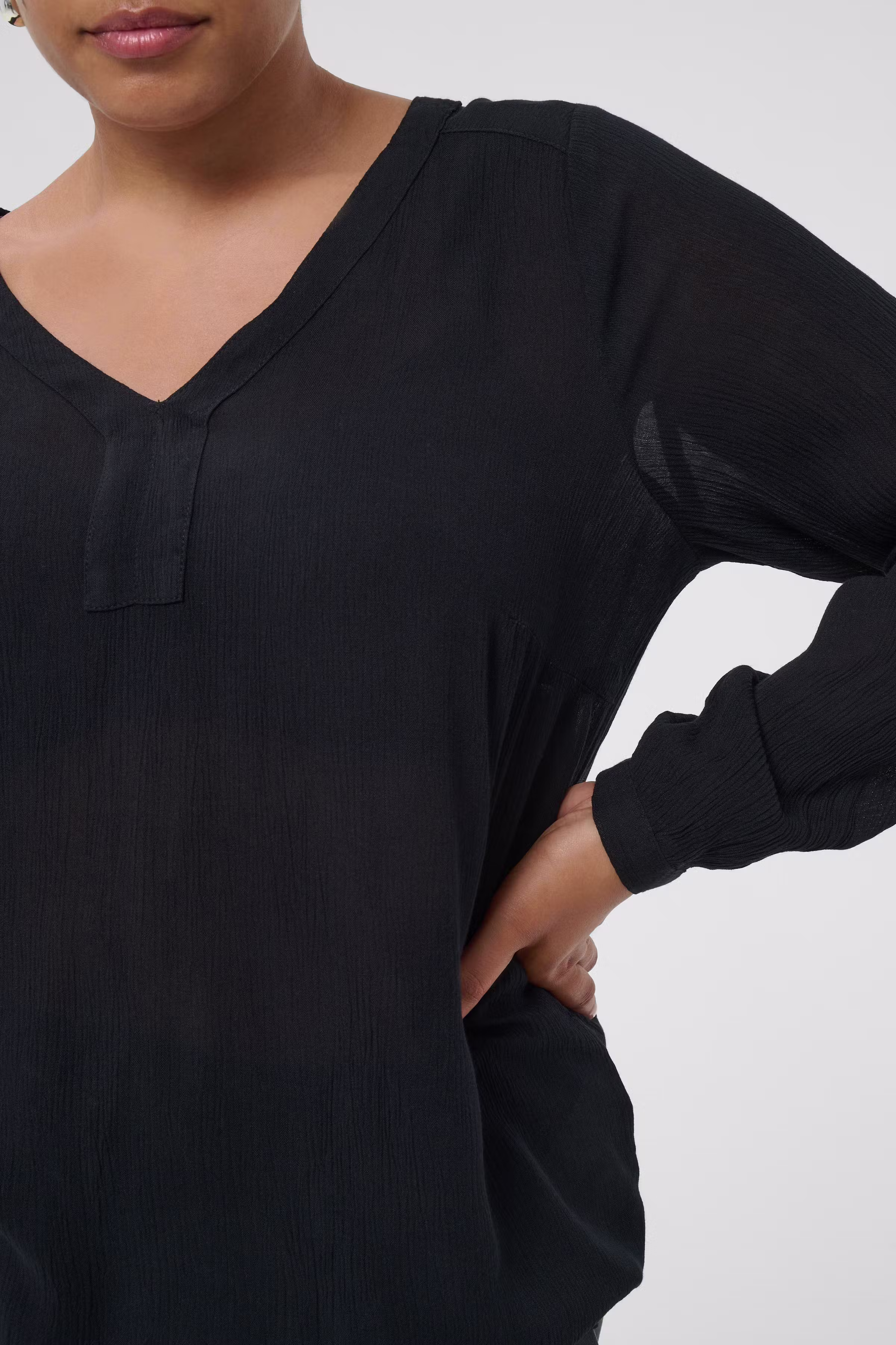 KCami Bluse LOOKBOOK DETAIL 10580001-50600