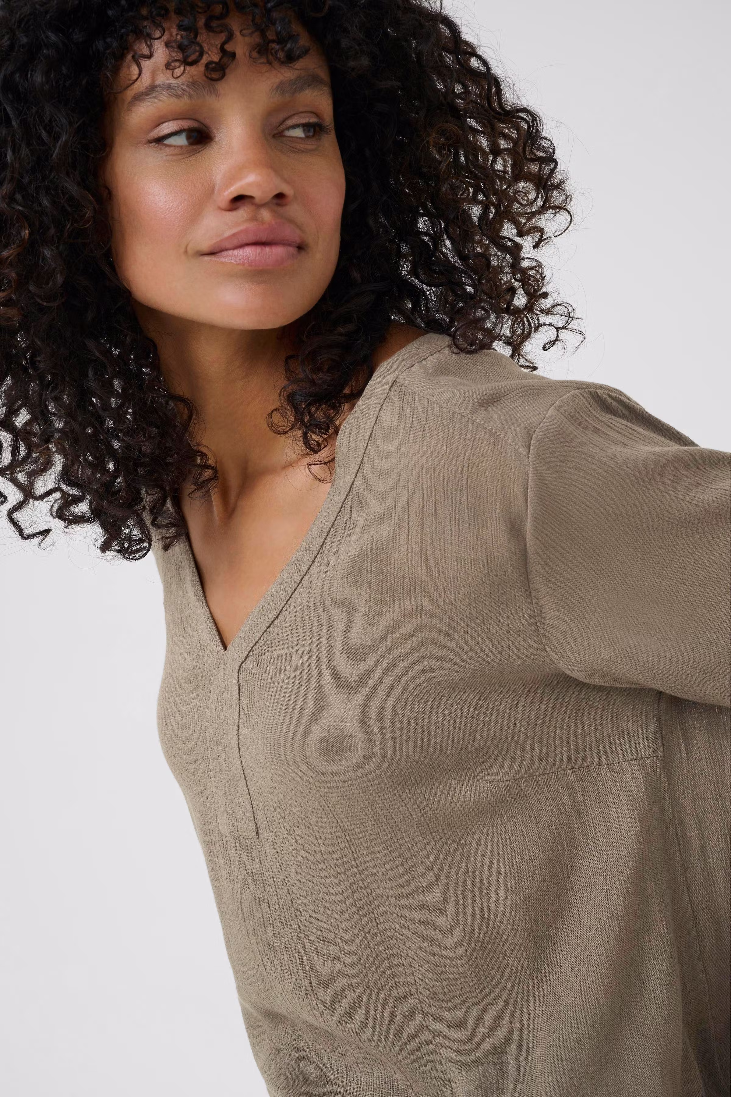 KAamber Bluse LOOKBOOK DETAIL 501032-190808