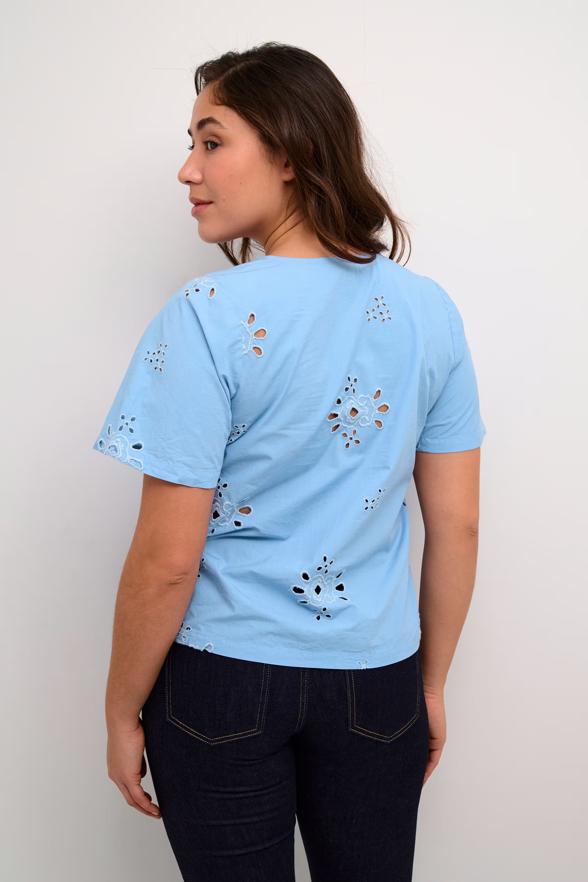 CUNeely Blouse LOOKBOOK BACK 50111141-164020