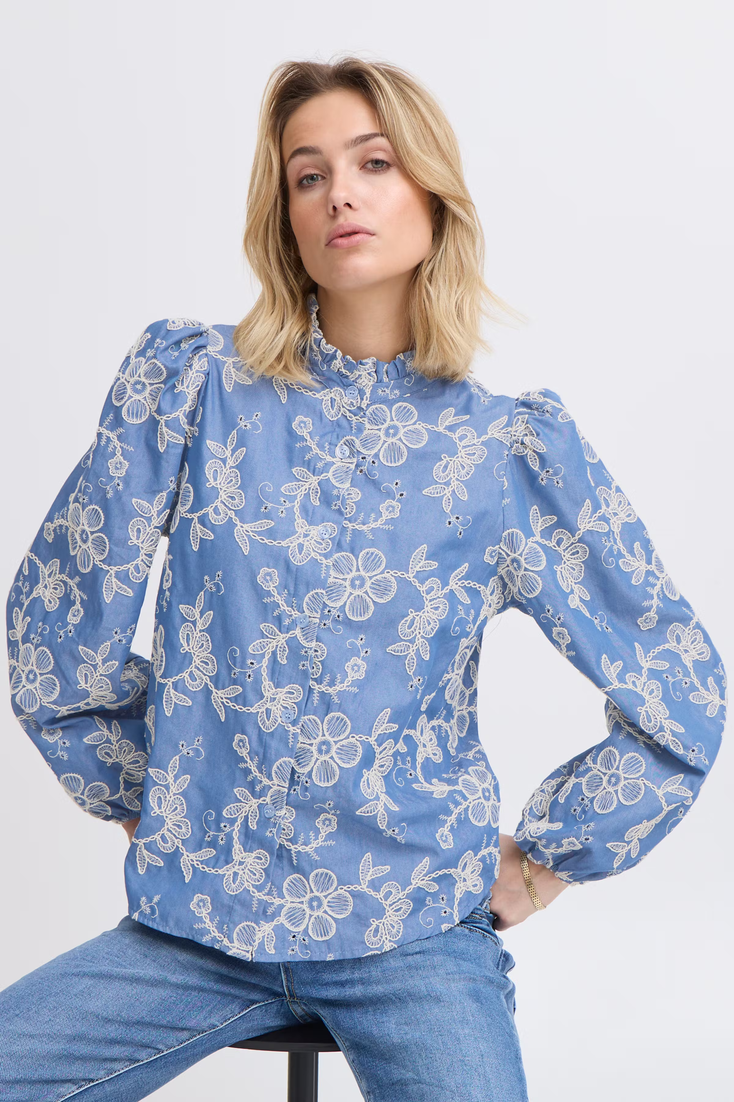 SBGITTA Bluse LOOKBOOK DETAIL 22100907-203403