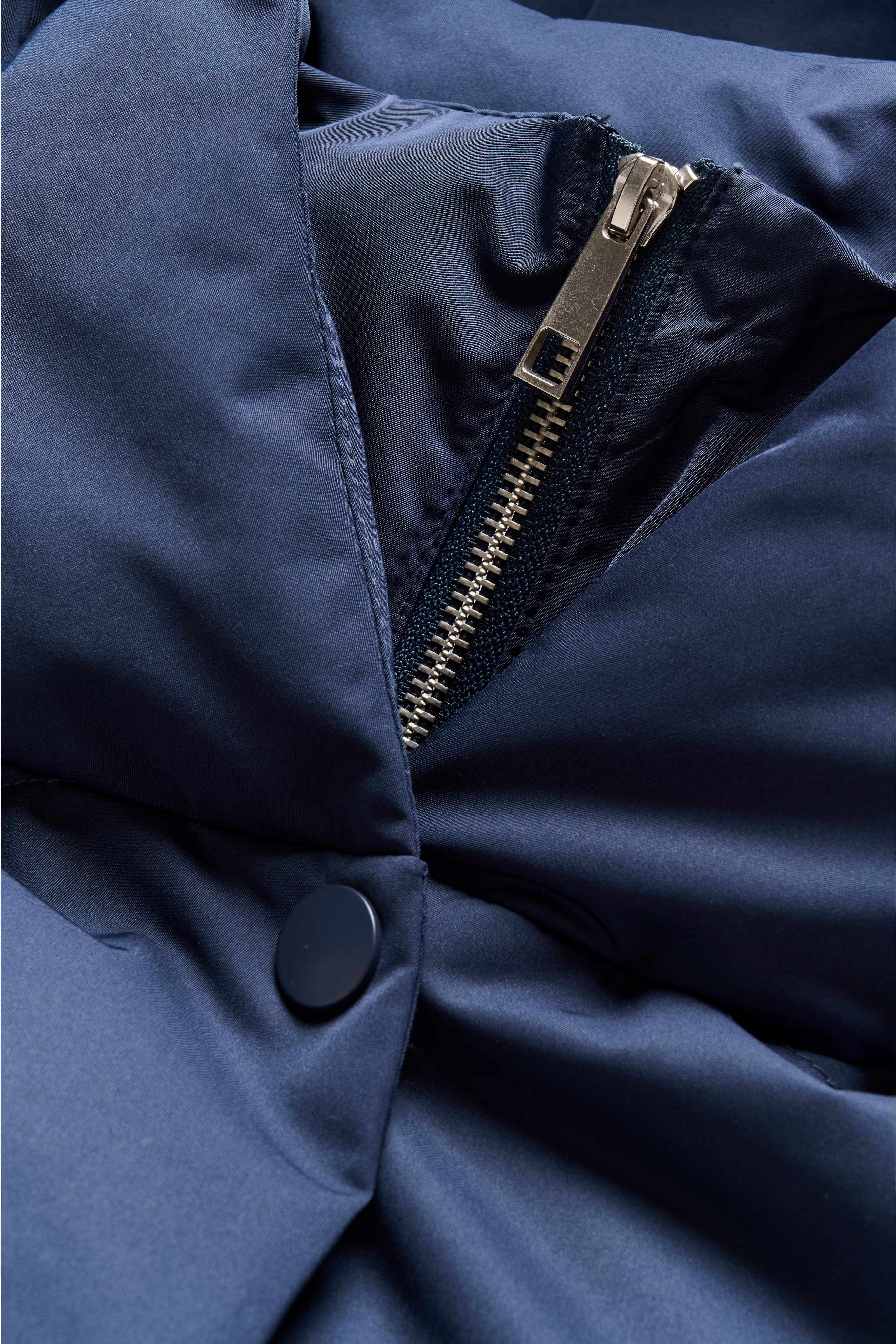 KBApril Jacka

 PACK DETAIL 10105559-194016