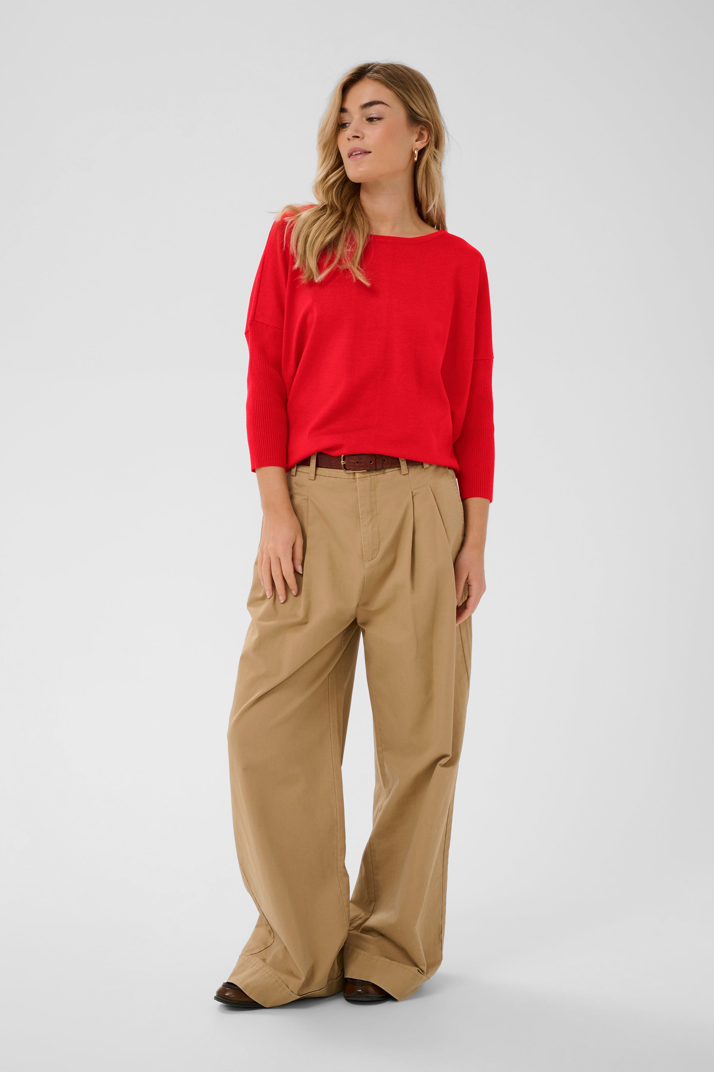 A2561, Pullover LOOKBOOK FRONT 30500003-181549