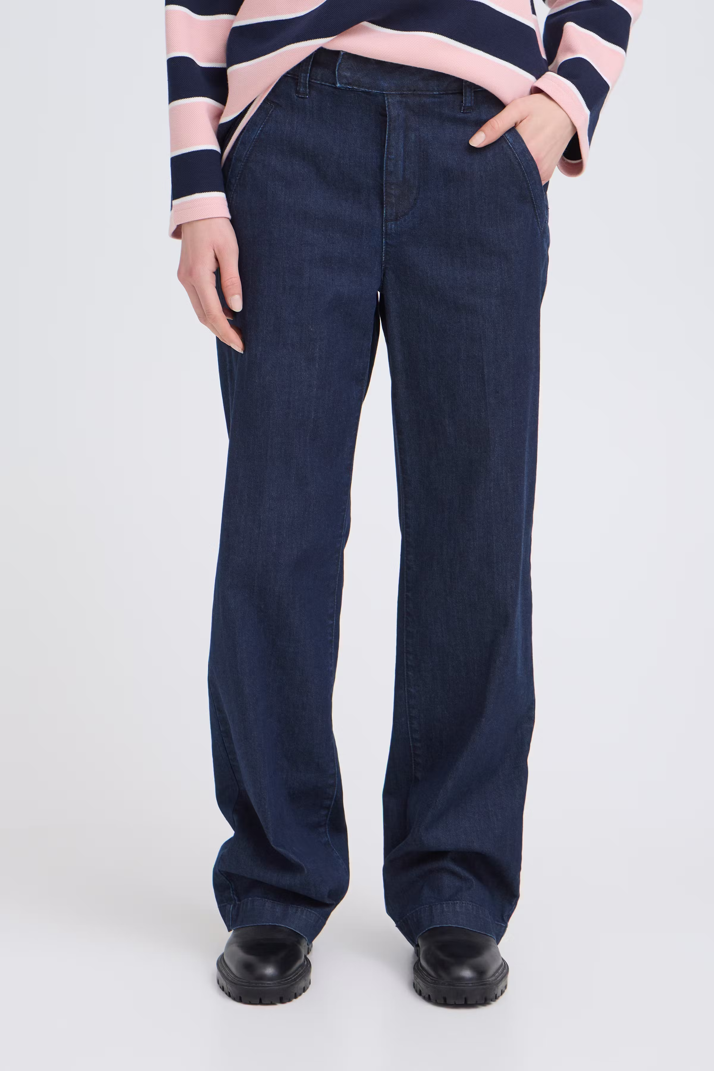 PZALLIE Bukser LOOKBOOK FRONT 50210351-200002