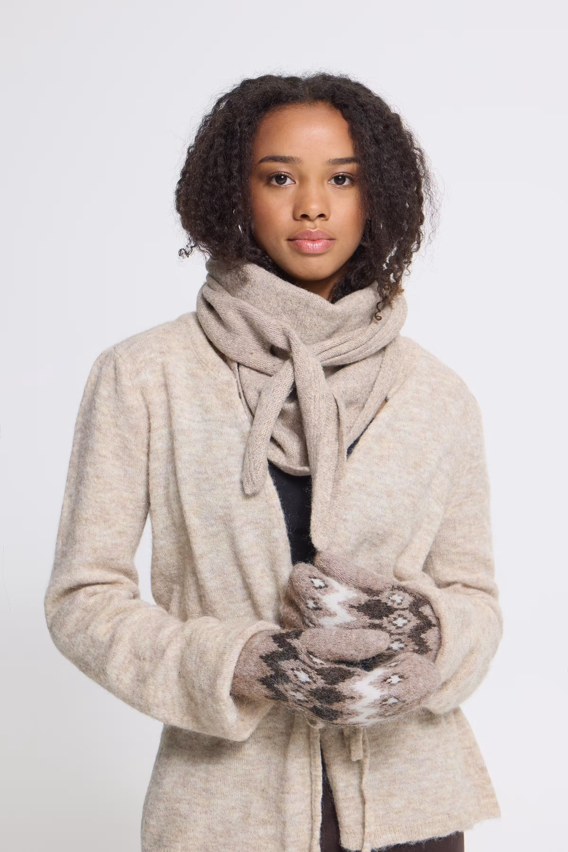 IALIV Handschuhe LOOKBOOK FRONT 20126537-181029