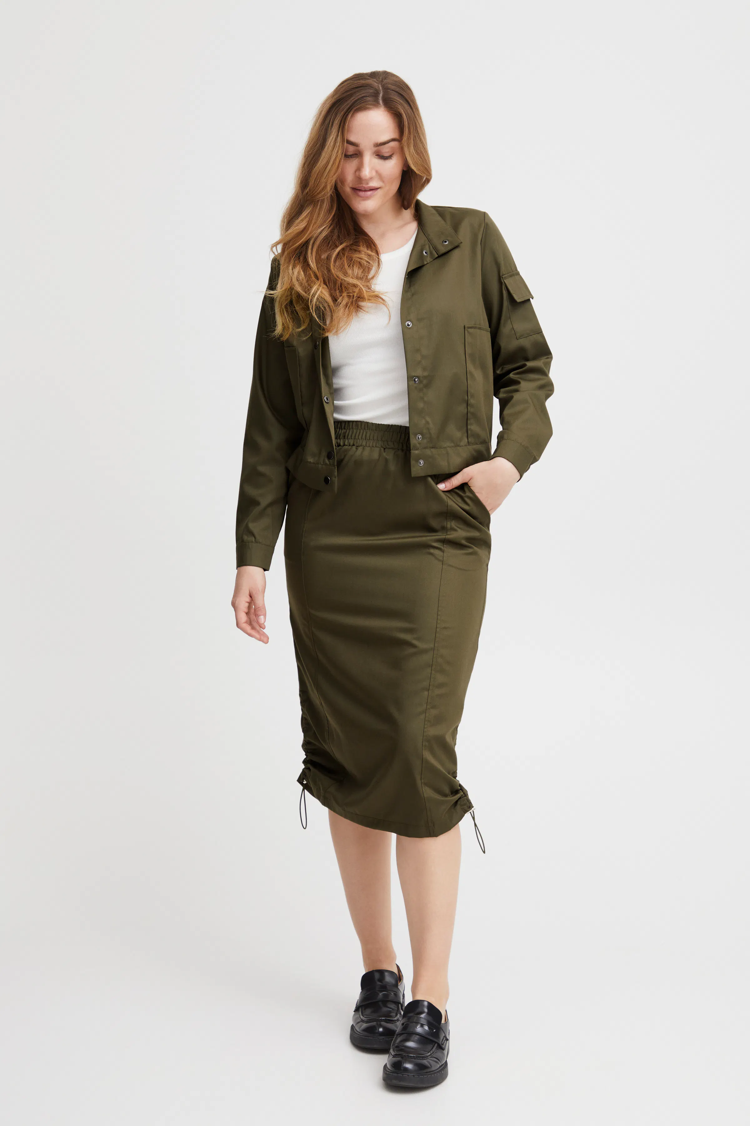 FXCOVINA Skjørt LOOKBOOK FRONT 20613132-180515