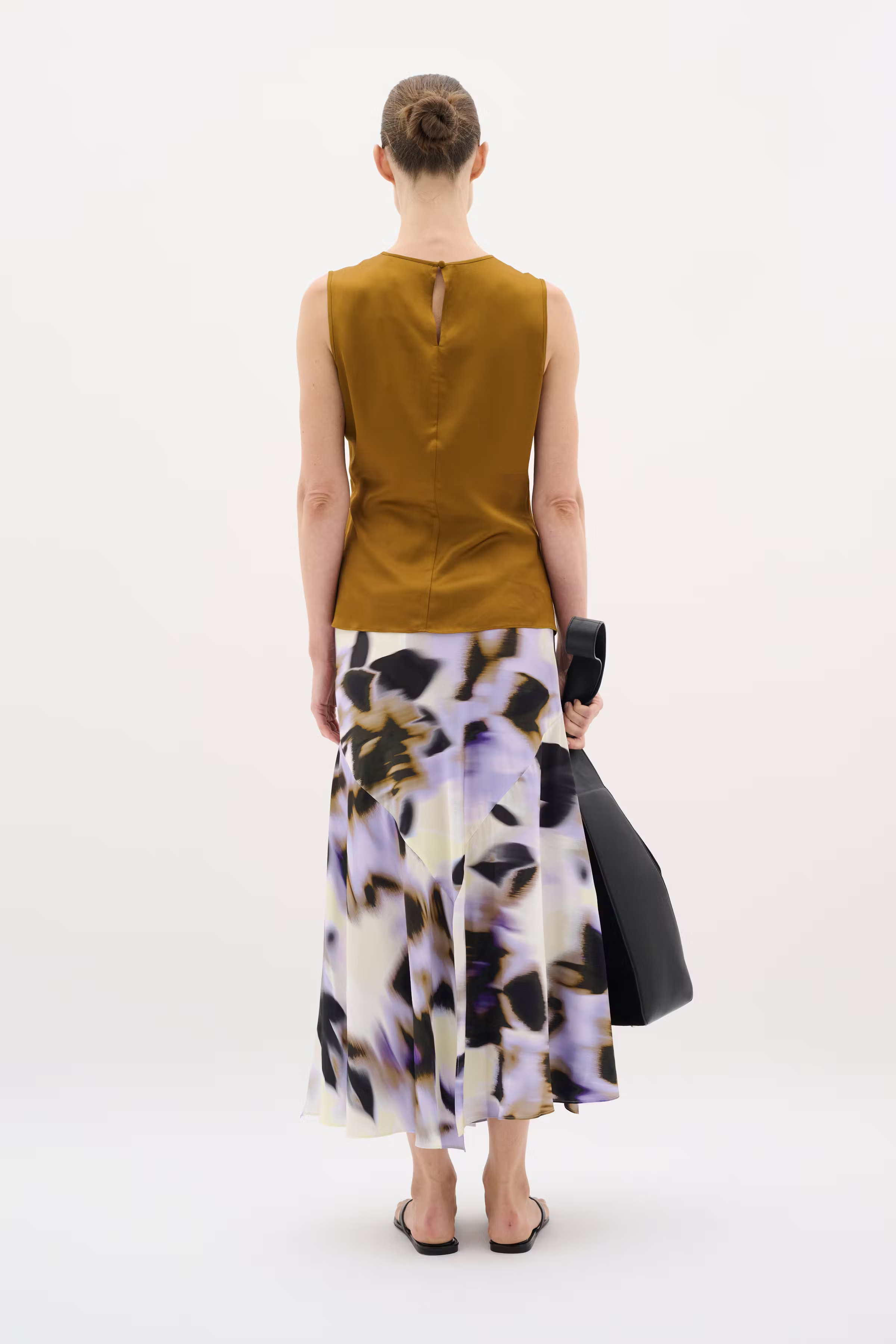 KaalaIW Skirt LOOKBOOK BACK 30110552-303848