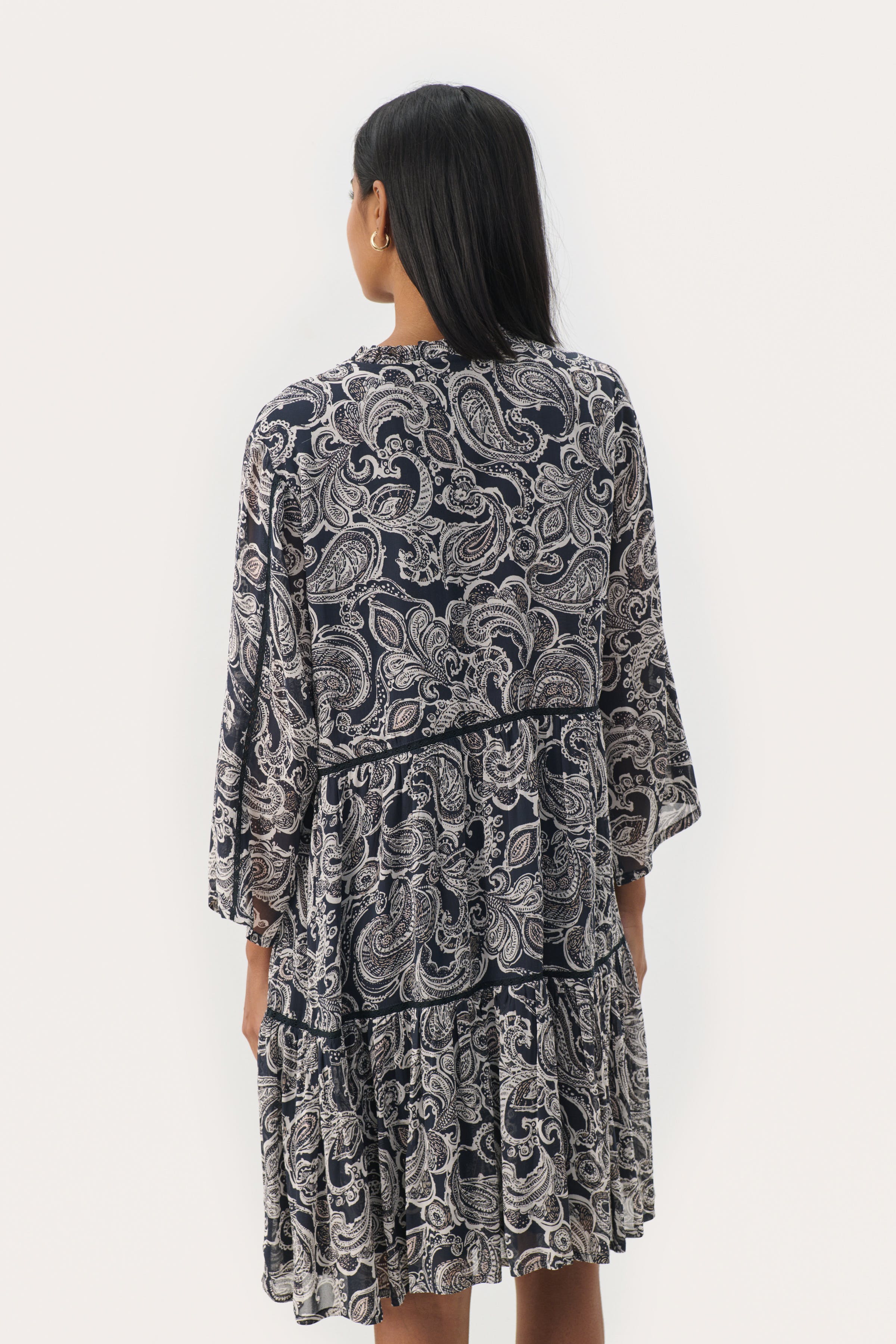 NibiPW Dress LOOKBOOK BACK 30309357-303617