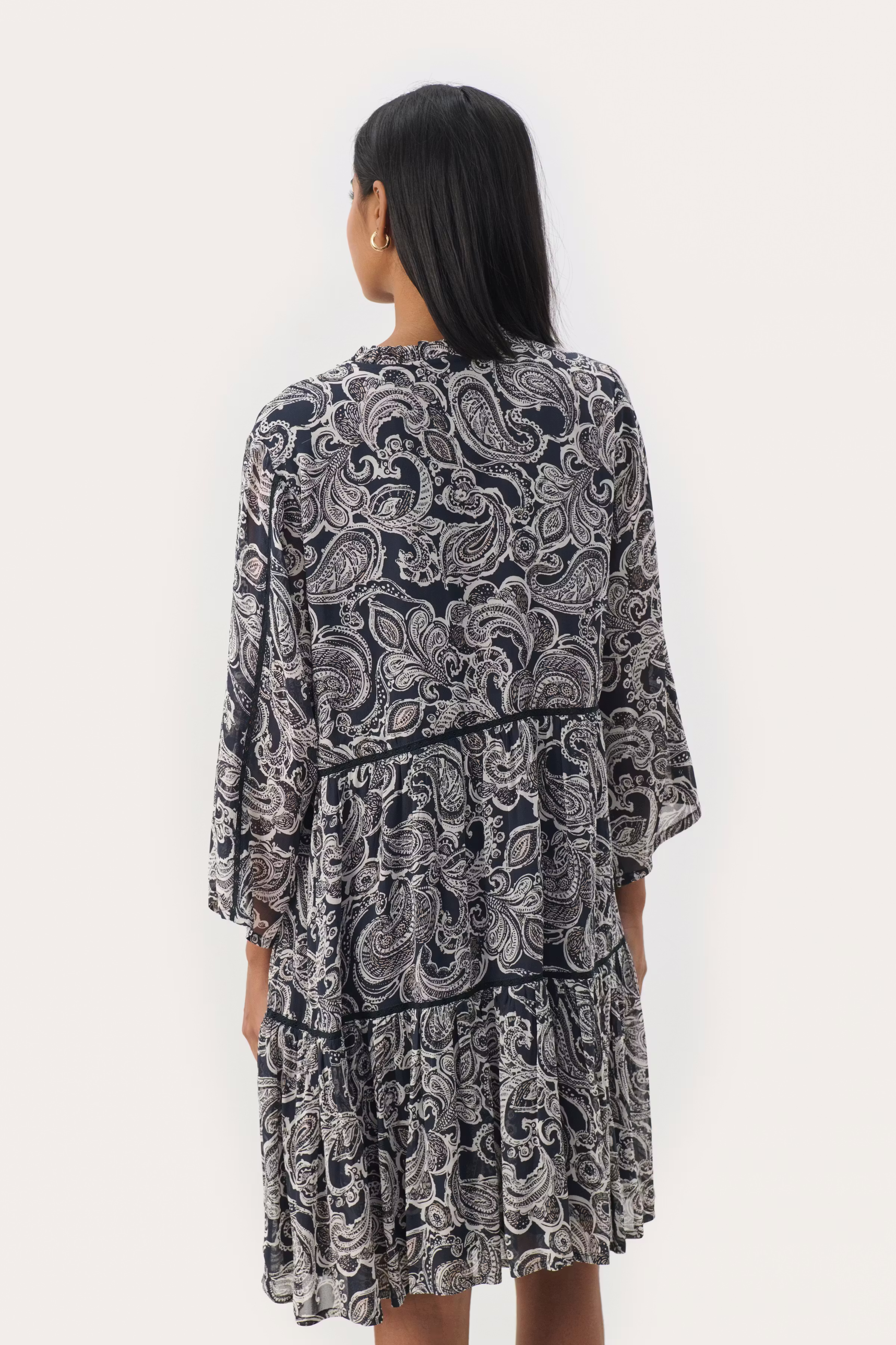 NibiPW Dress LOOKBOOK BACK 30309357-303617