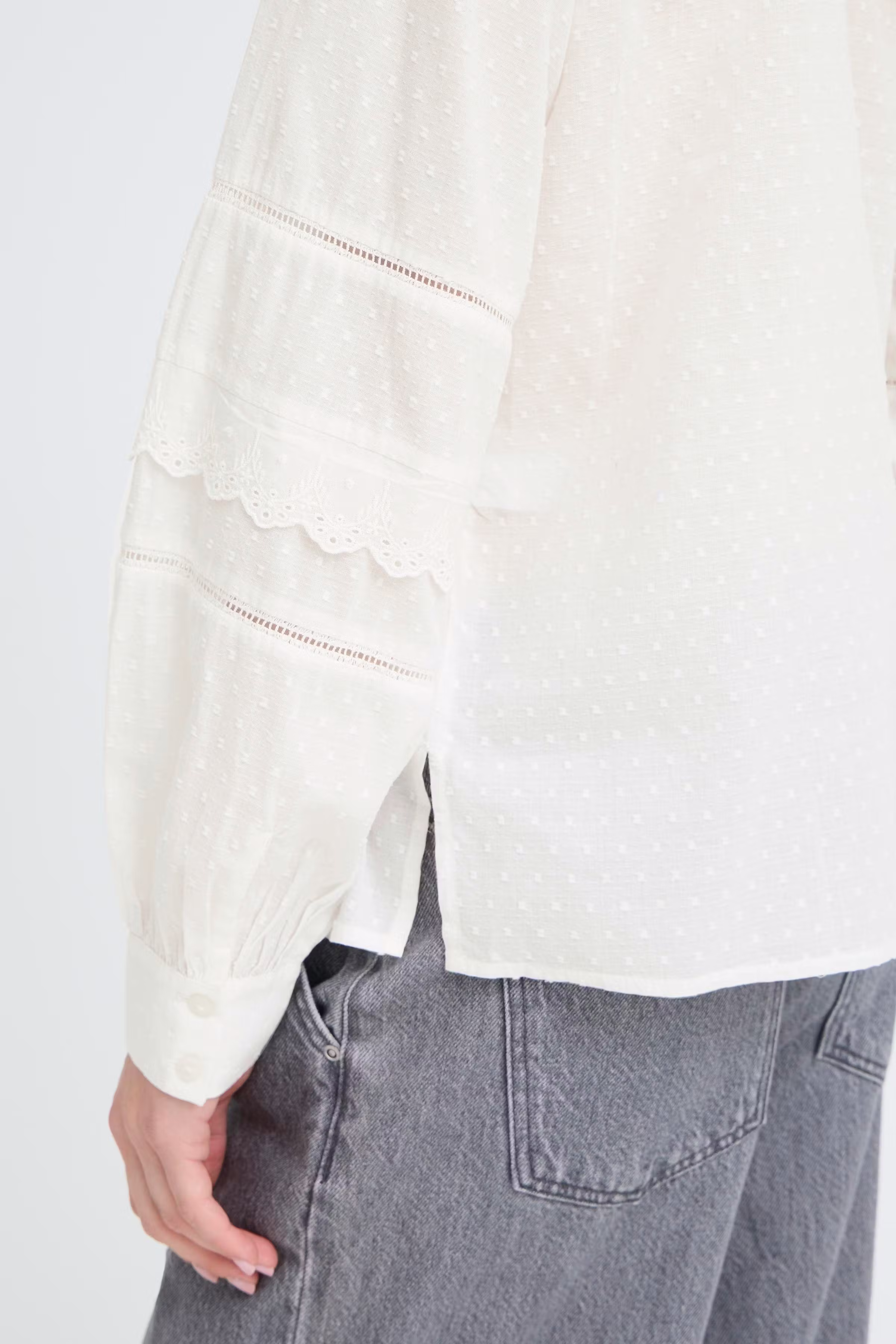 BYJASSI Skjorte LOOKBOOK DETAIL 20818521-114300