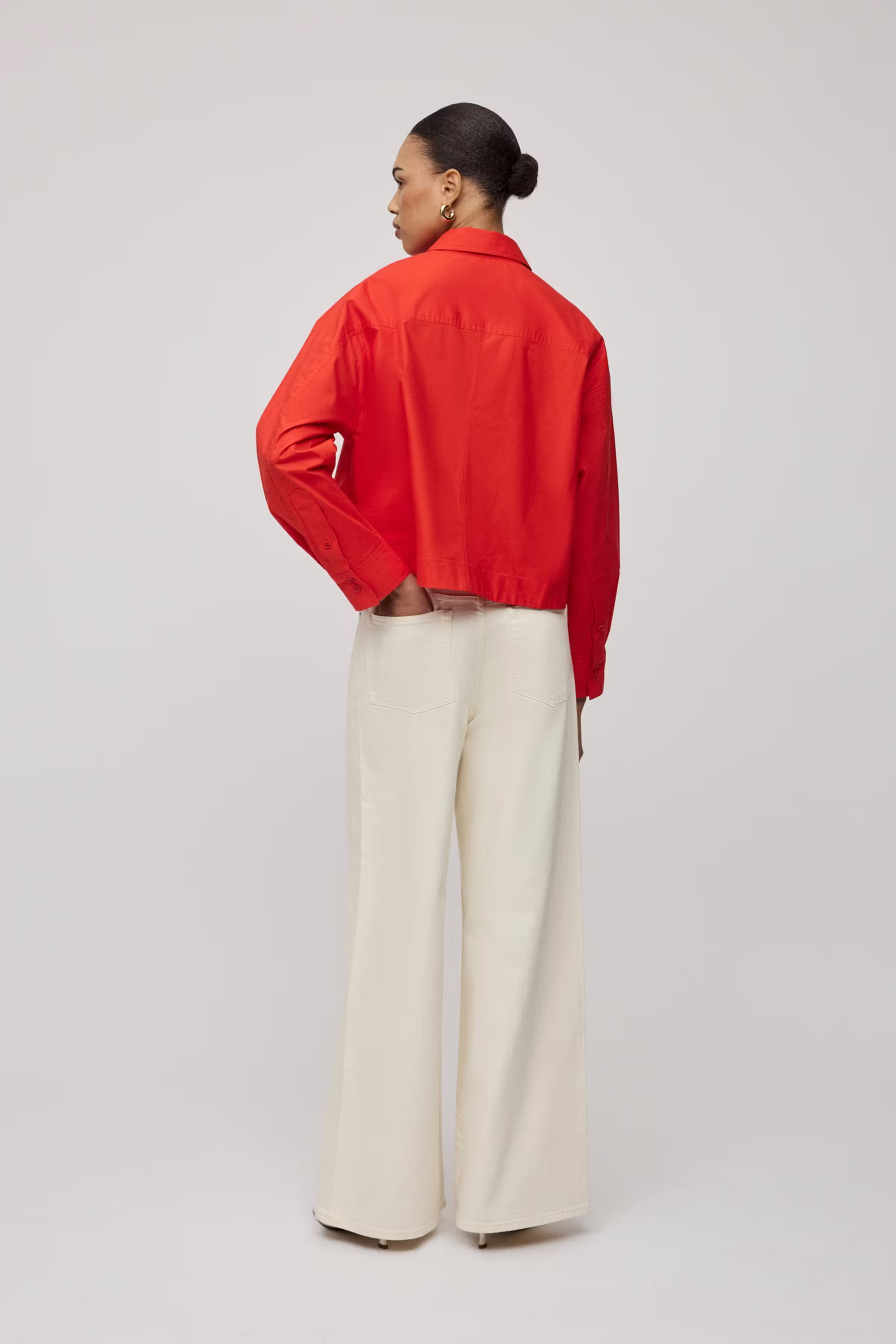 BRITTNEY Bluse LOOKBOOK BACK 30600489-RE330