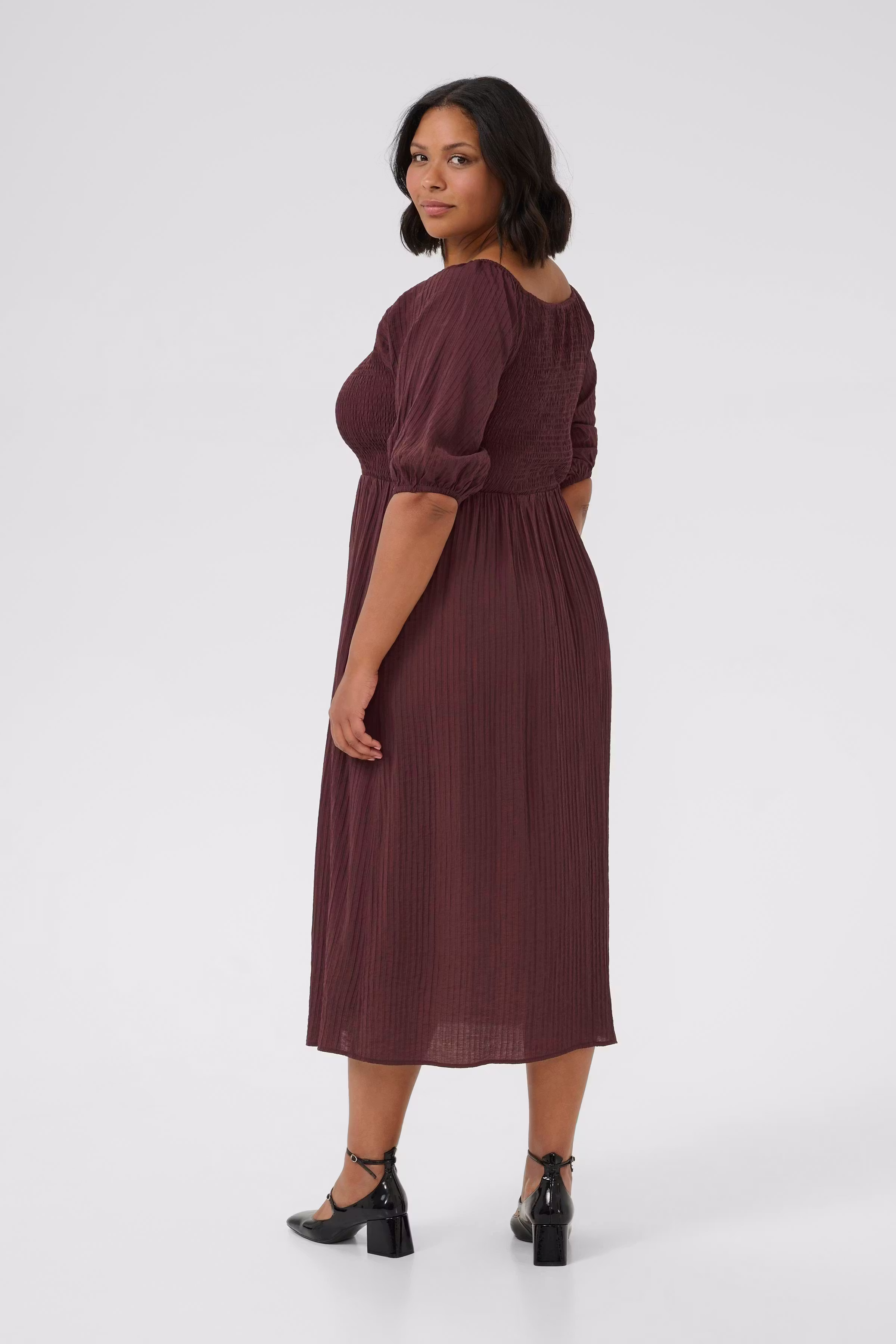 KClisana Dress LOOKBOOK BACK 10583575-191619