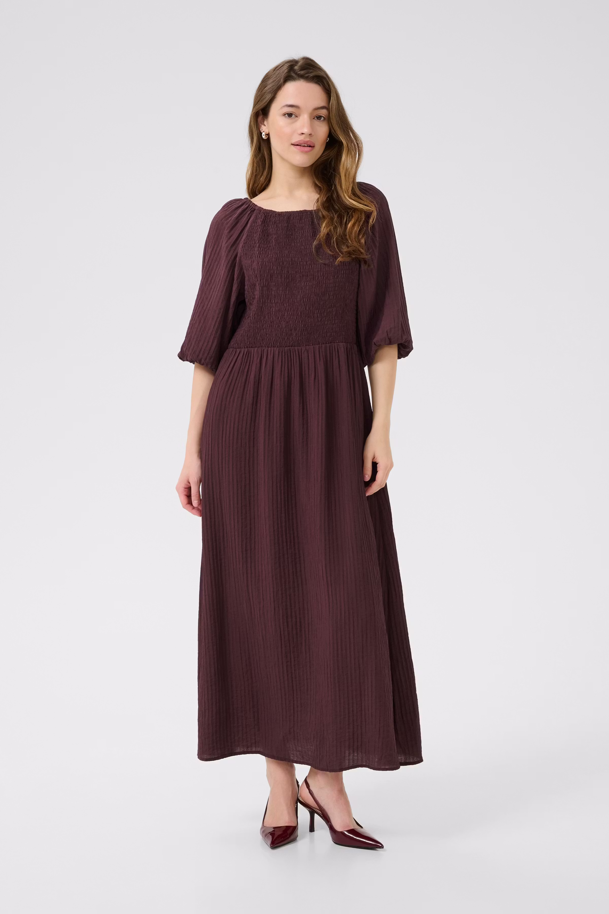 KAlianna Kleid LOOKBOOK FRONT 10510492-191619