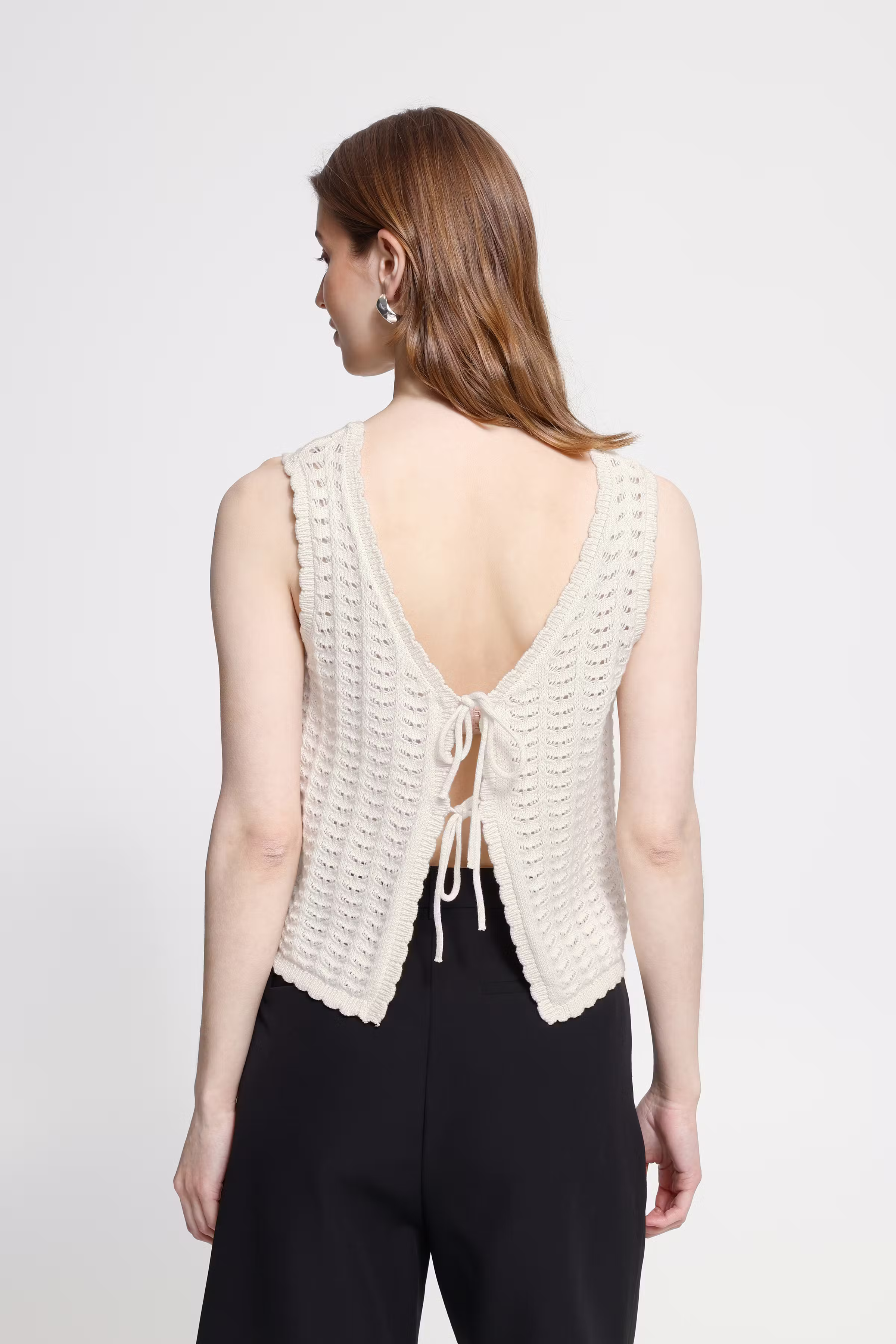 IHDOSIA Strikket vest LOOKBOOK BACK 20125703-130905