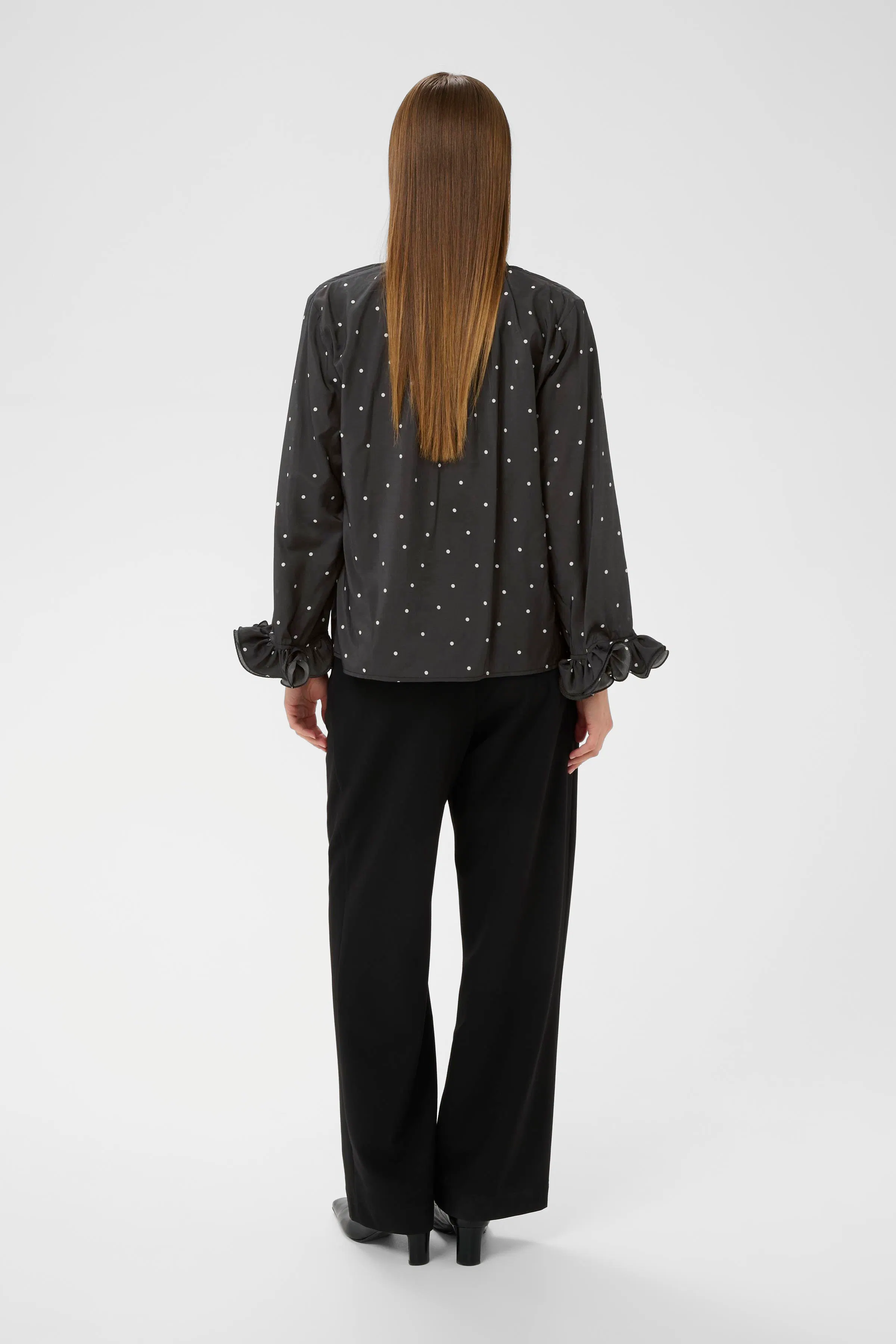 KBCaroline Blouse LOOKBOOK BACK 10105719-108862