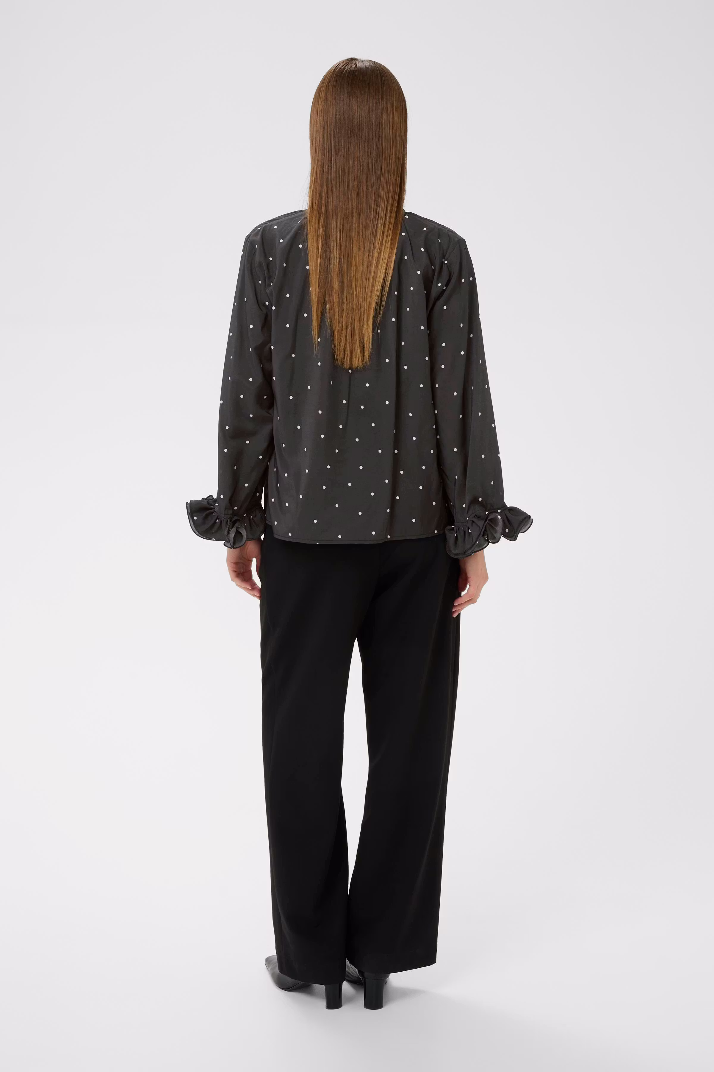 KBCaroline Blouse LOOKBOOK BACK 10105719-108862