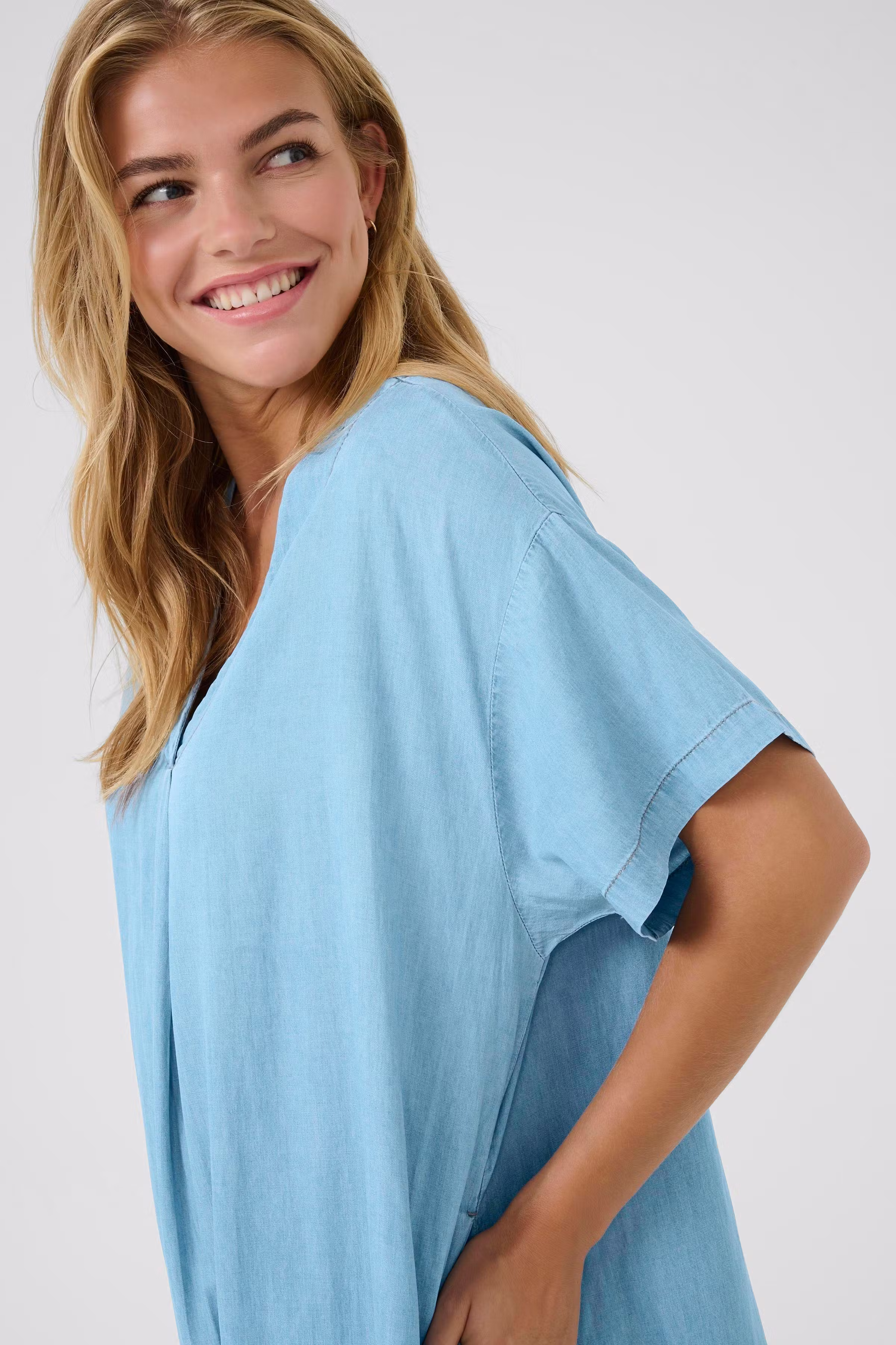 CUcitha Jeanskleid LOOKBOOK DETAIL 50111801-500027