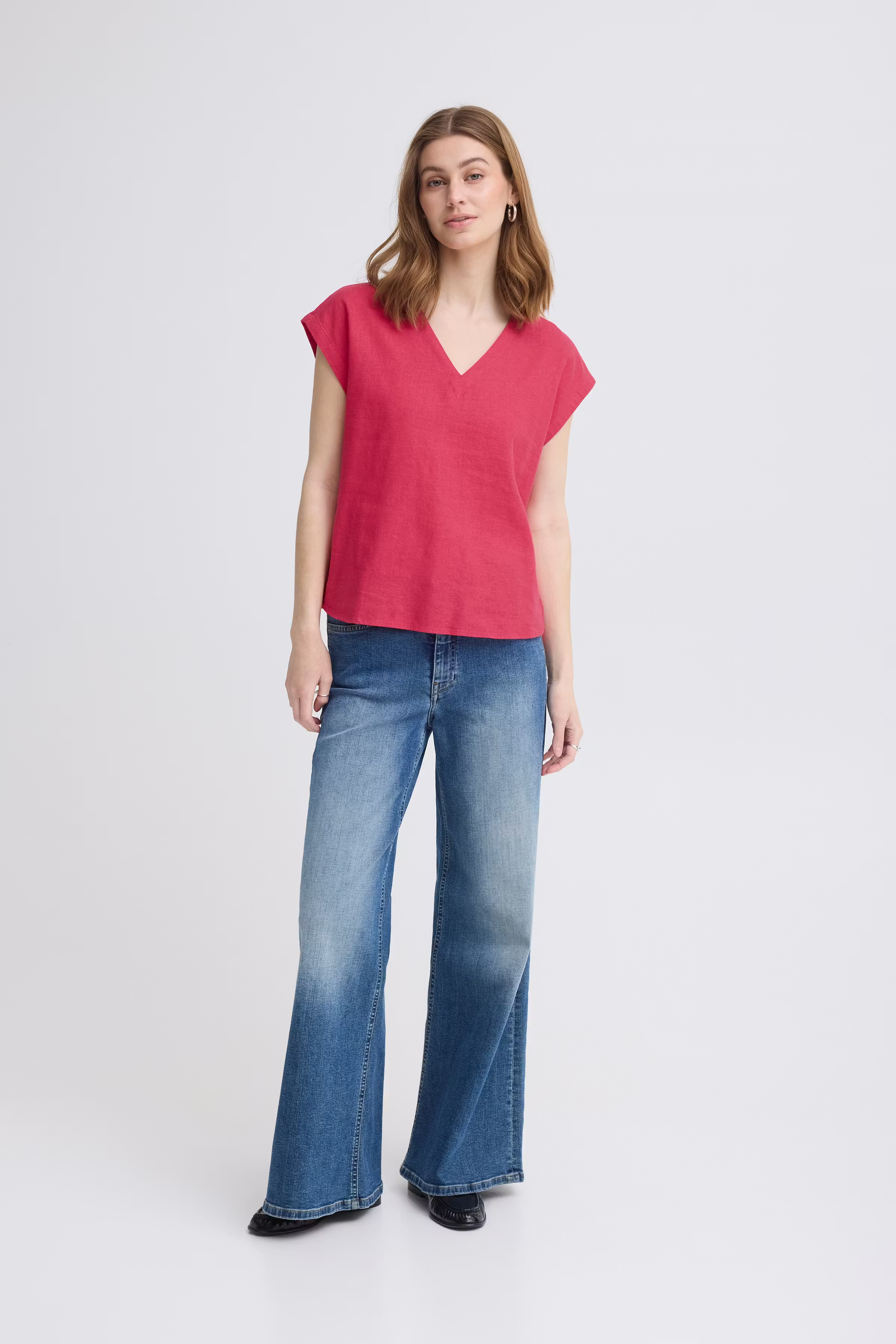 Kortermet bluse LOOKBOOK FRONT 20122908-171842