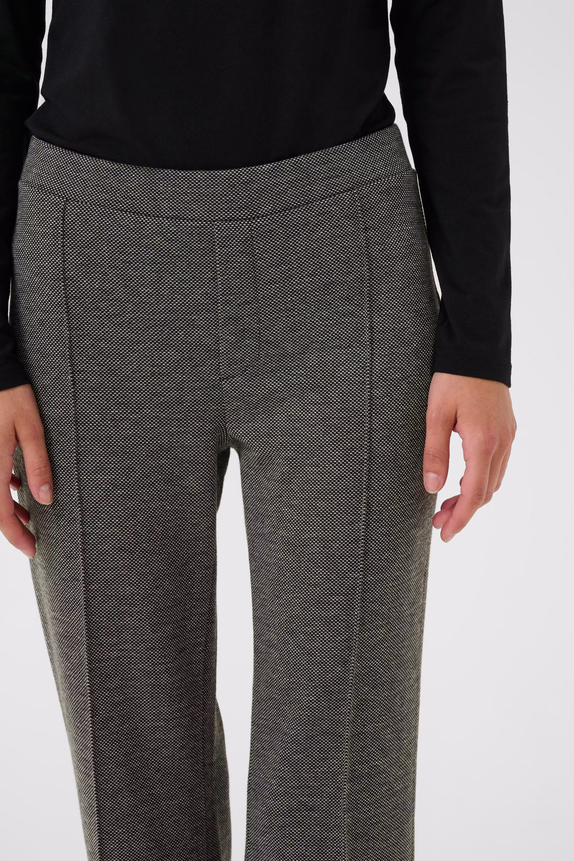 PontasPW Trousers LOOKBOOK DETAIL 30305506-304272