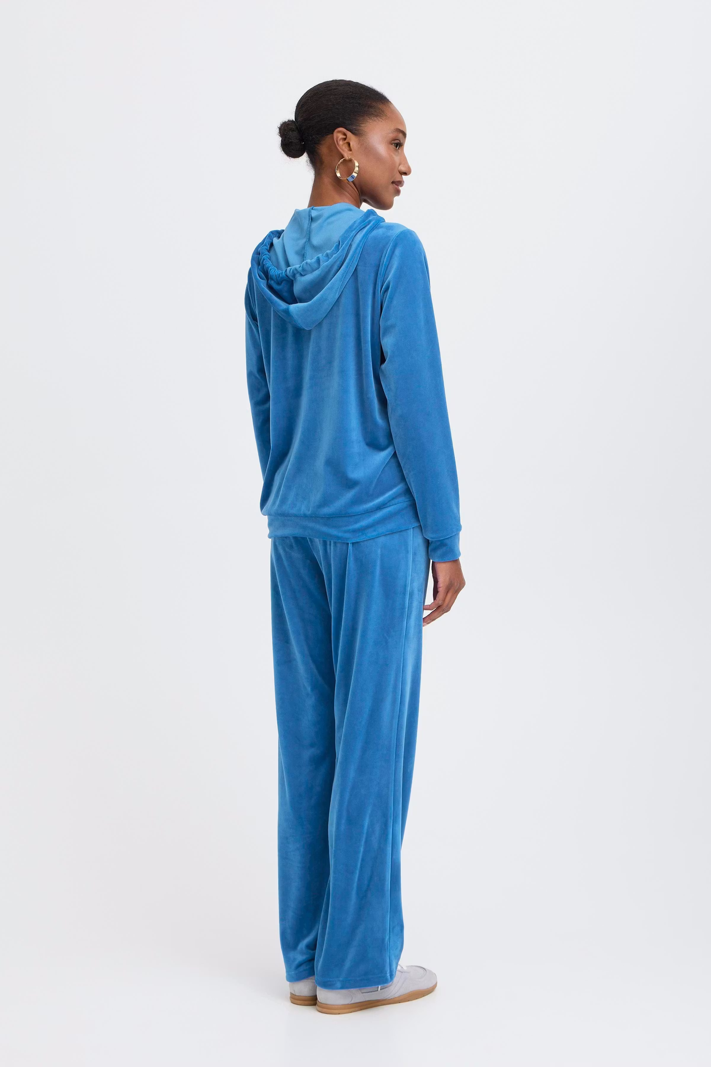 BYMITZA Joggedrakt LOOKBOOK BACK 20810786-194050