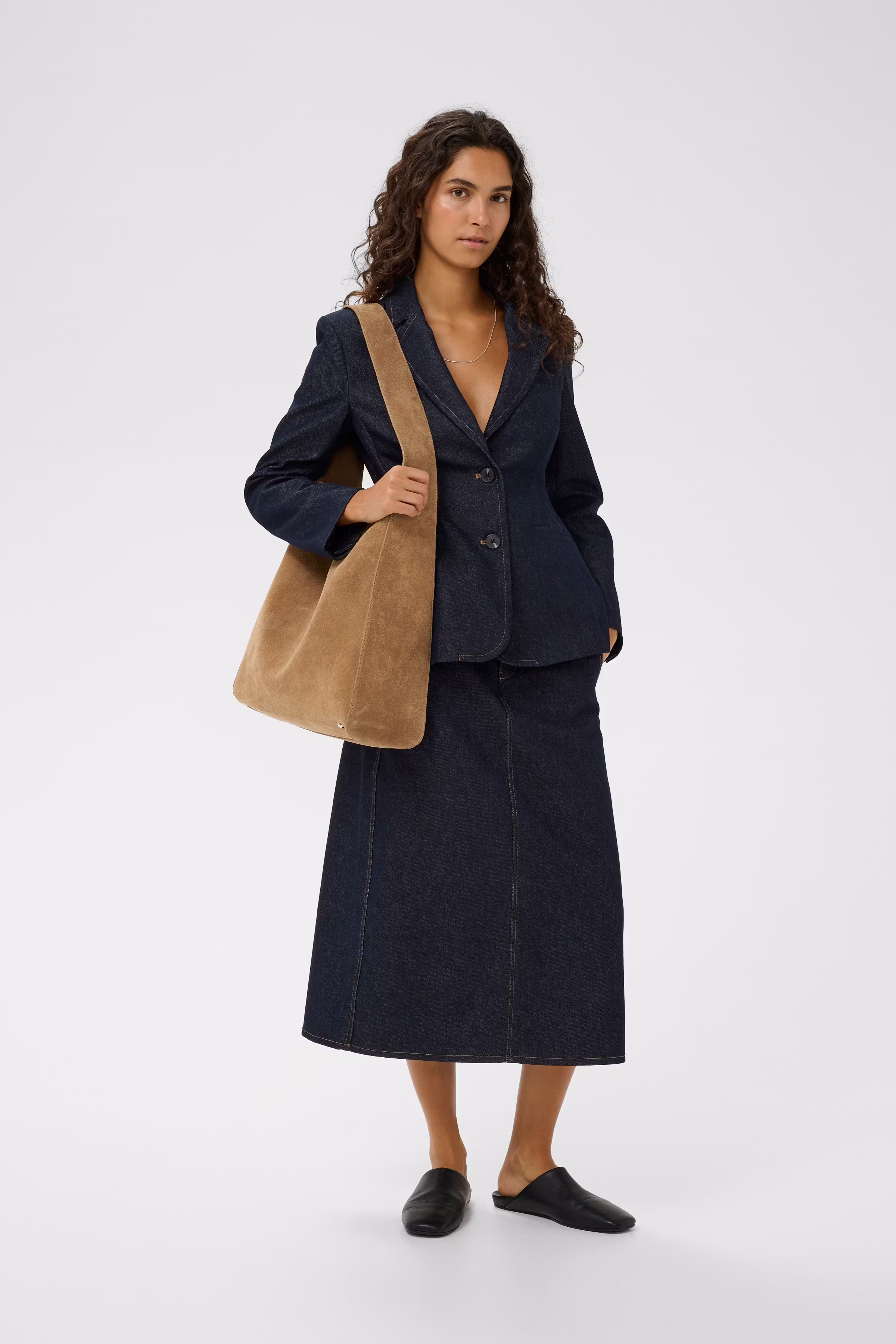 AVIKAIW SUEDE Veske LOOKBOOK FRONT 30112467-171327