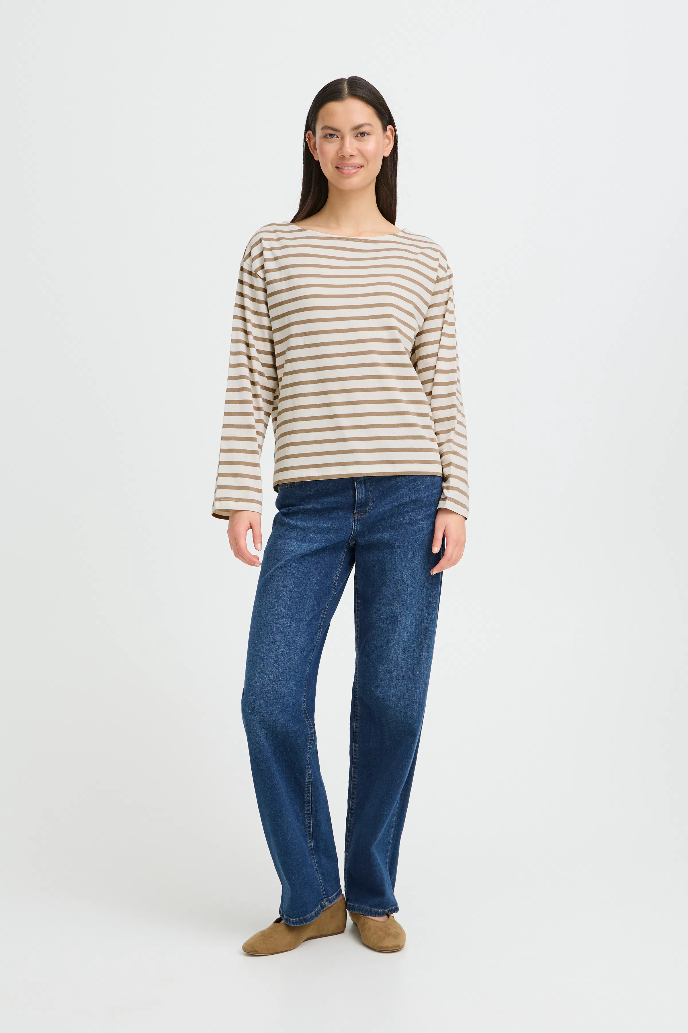 IHMIRA T-shirt LOOKBOOK FRONT 20125011-900003456