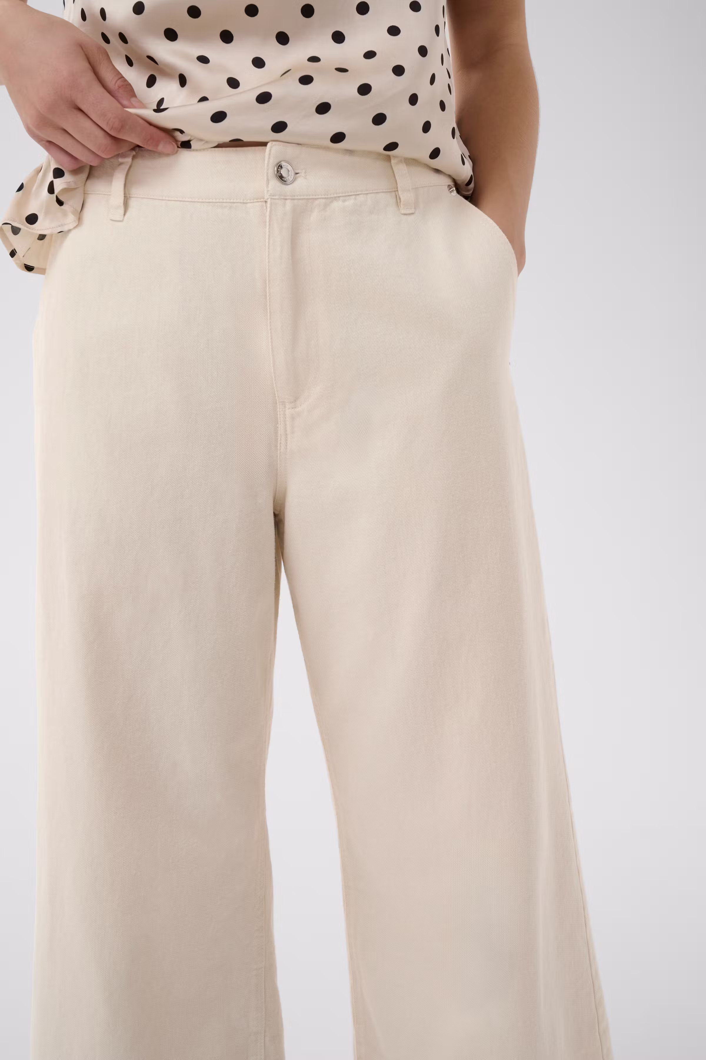 SafinPW Hose LOOKBOOK DETAIL 30310714-120304