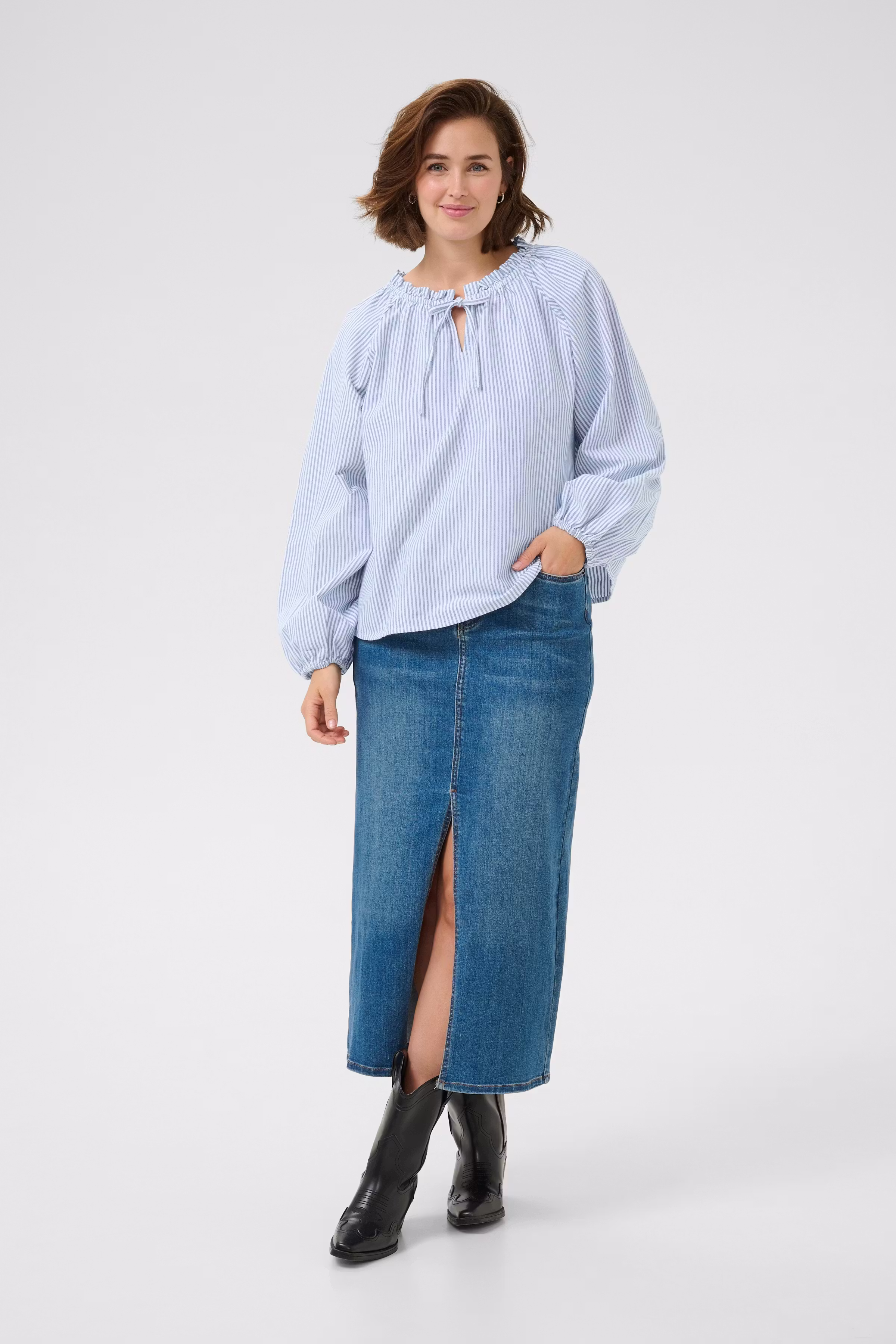 KAnelly Bluse LOOKBOOK FRONT 10552398-108067