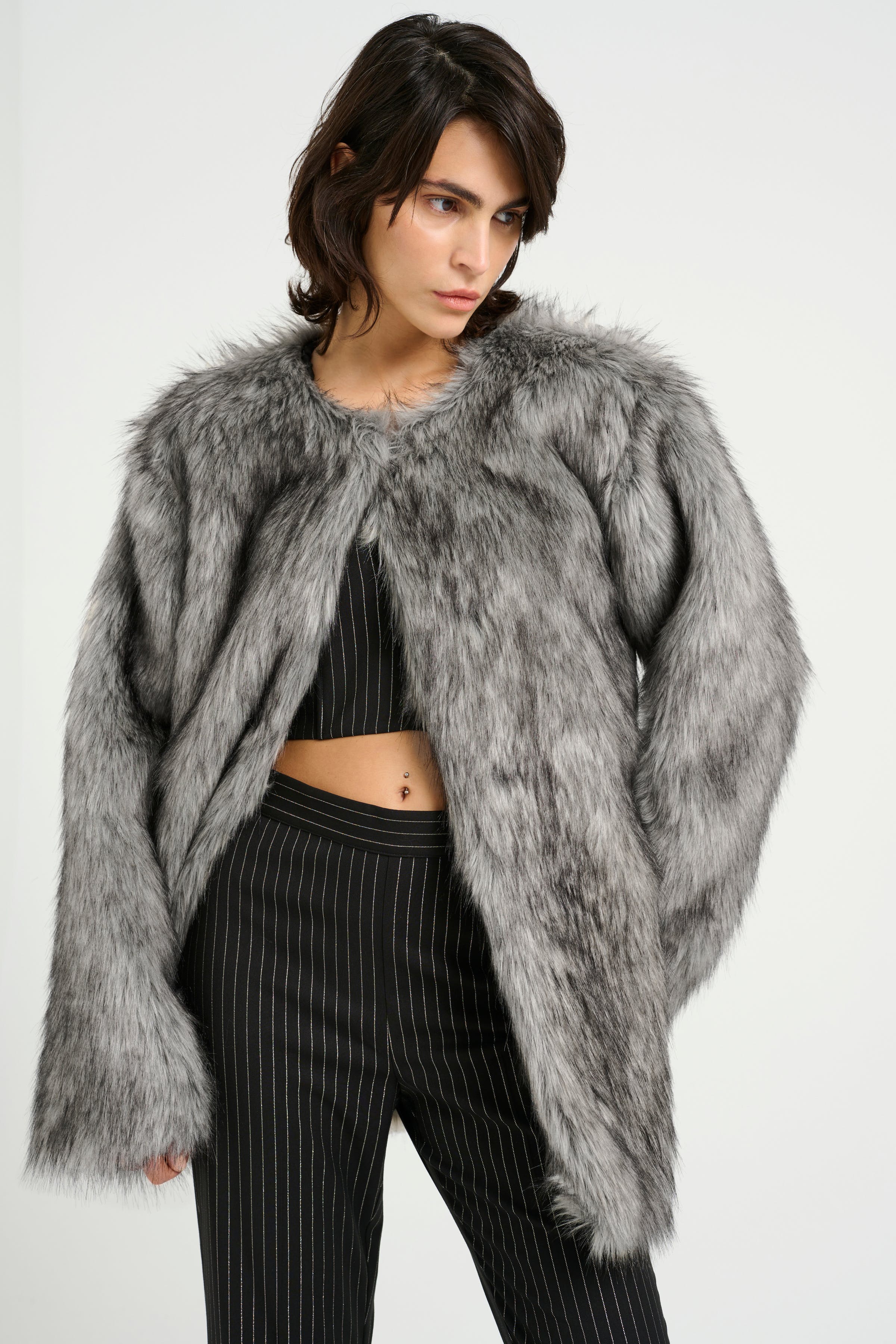WiliaGZ Faux fur jacket LOOKBOOK FRONT 10909842-106900