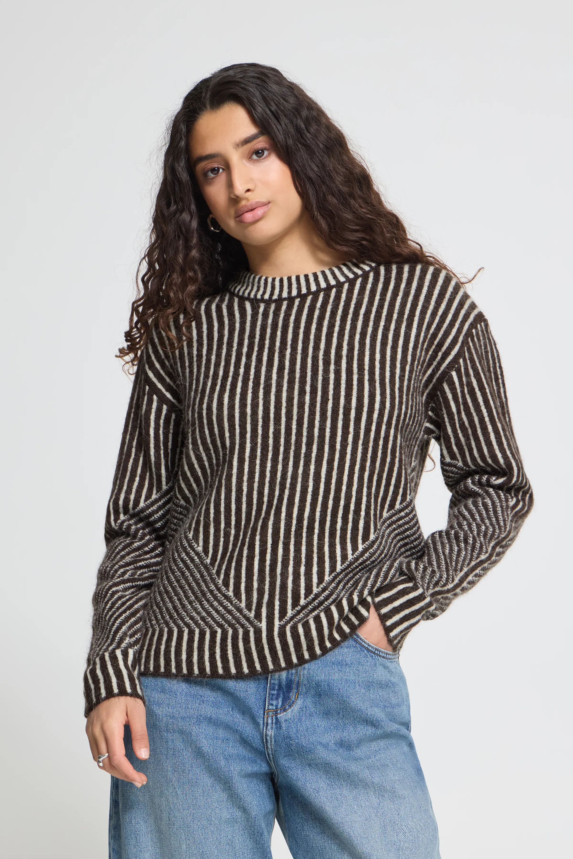 IHKAMARA Pullover LOOKBOOK FRONT 20126241-900014217