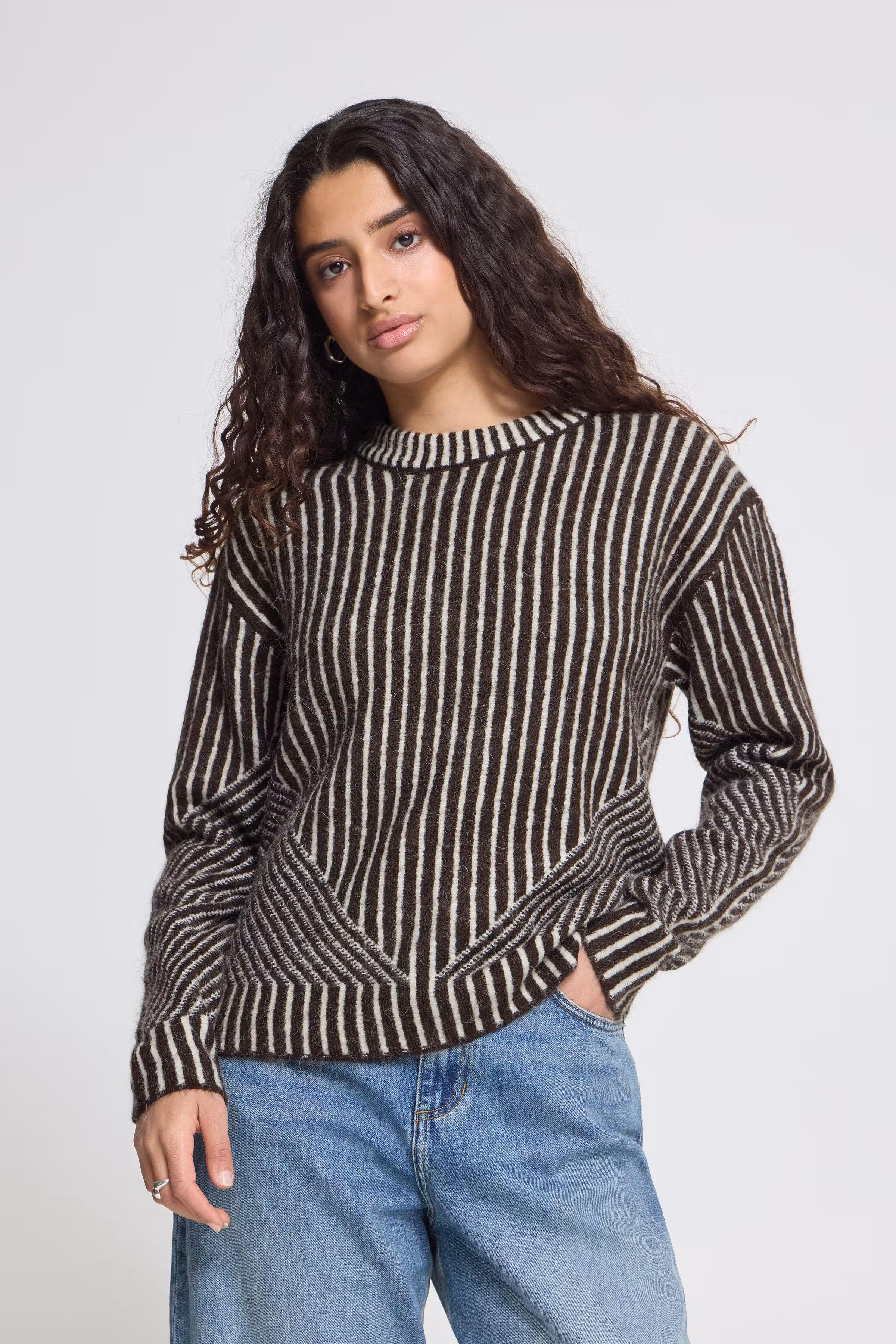 IHKAMARA Pullover LOOKBOOK FRONT 20126241-900014217