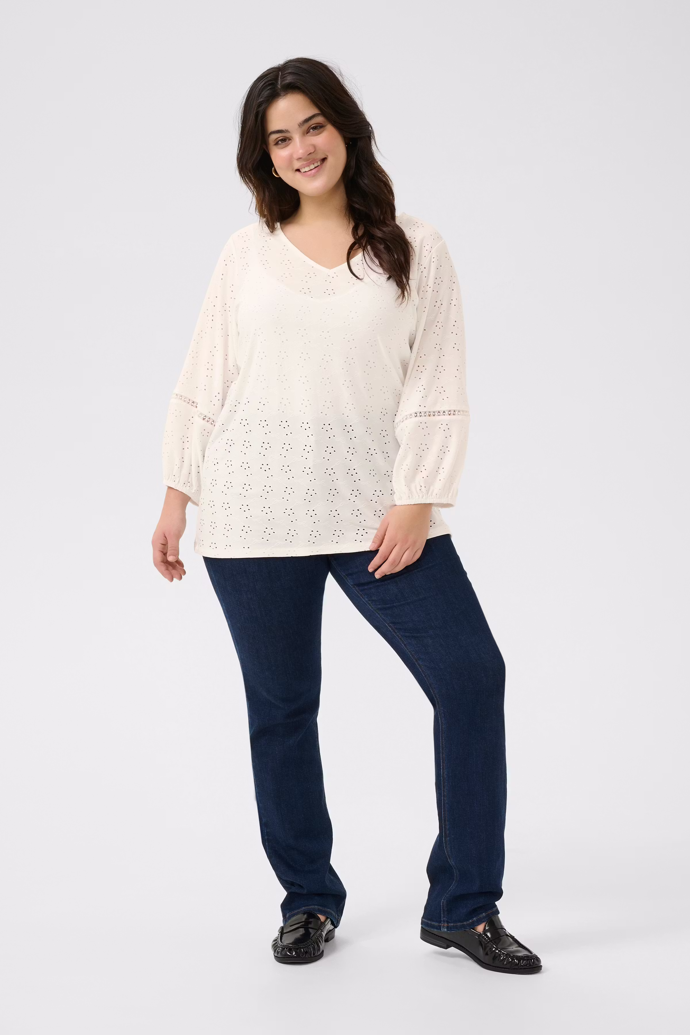 KCtara Blouse LOOKBOOK FRONT 10583553-106482